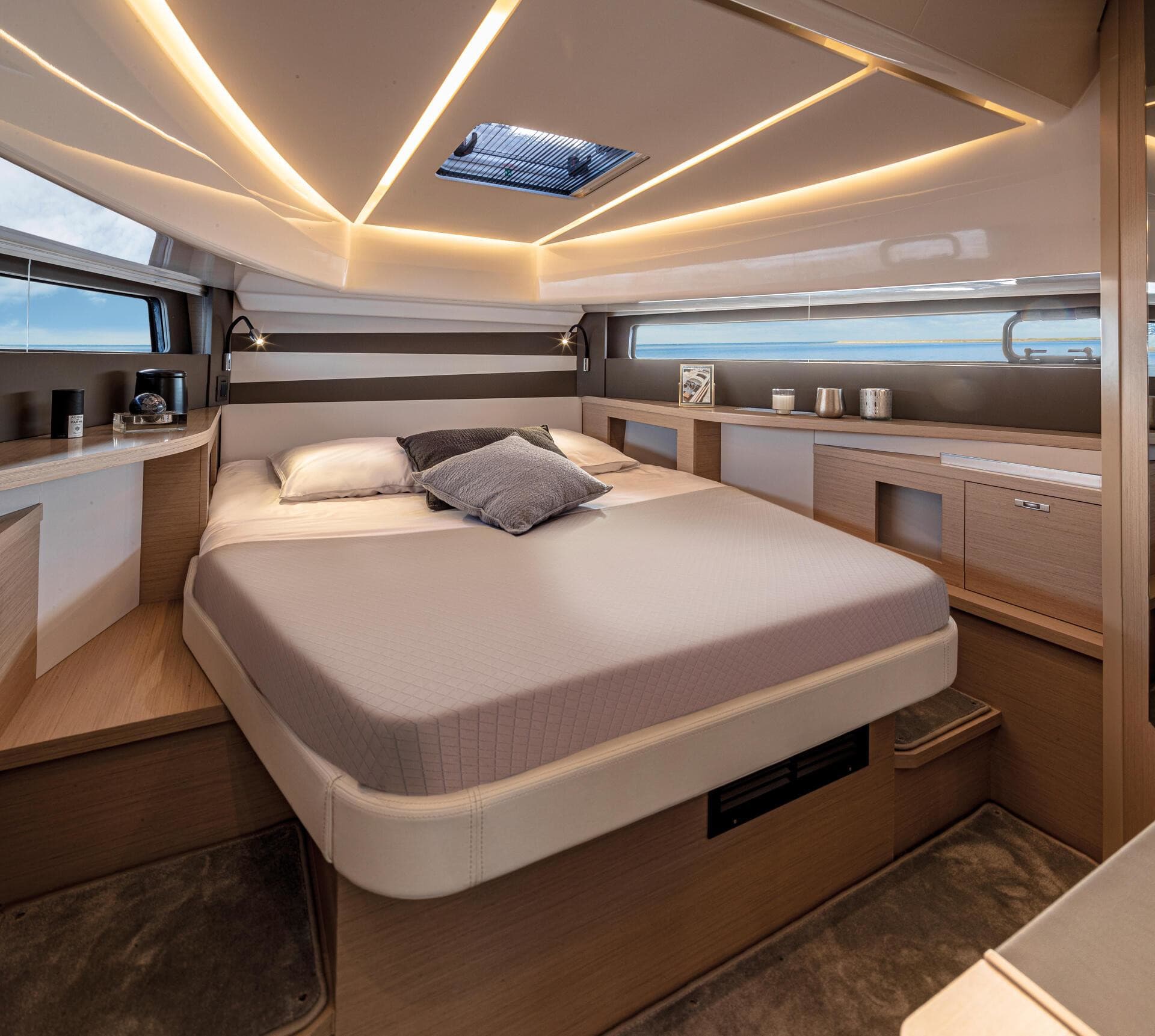 Jeanneau DB/37 - photo 6