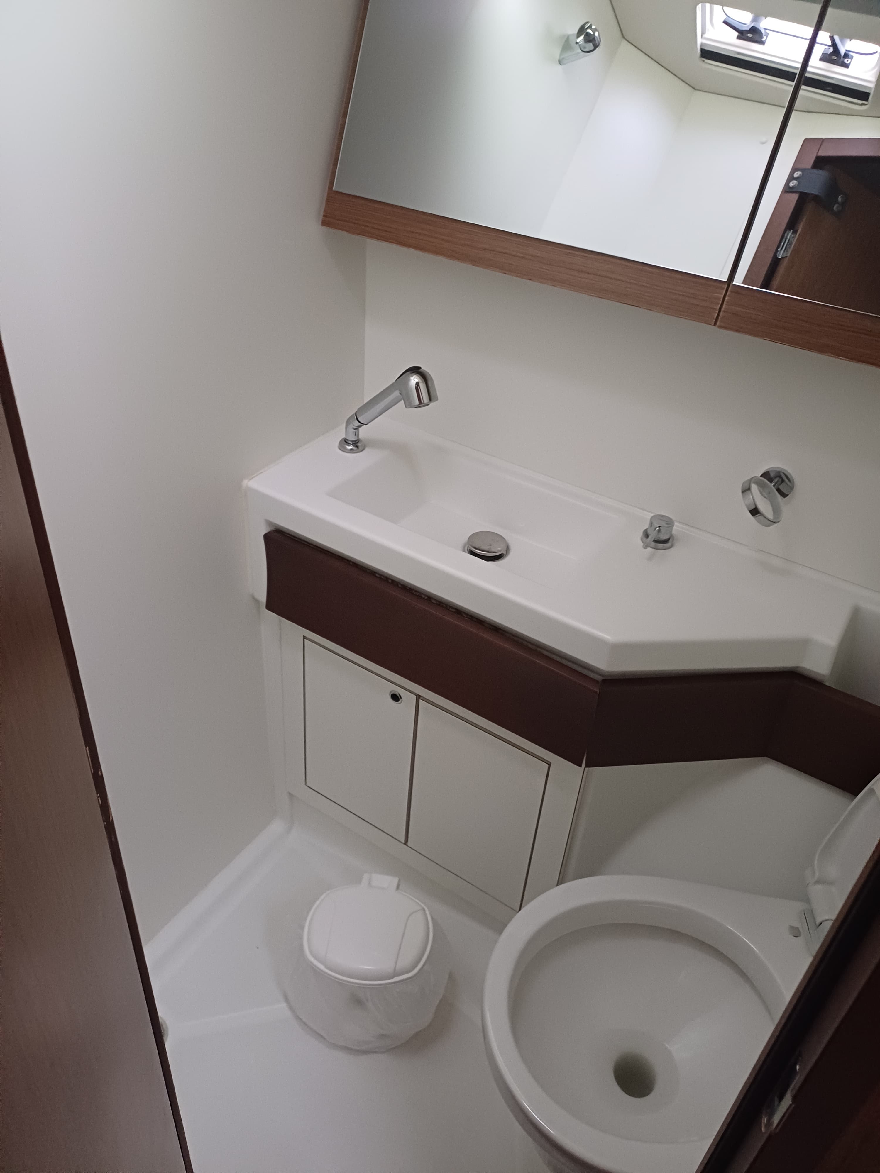 Oceanis 46.1 - photo 5