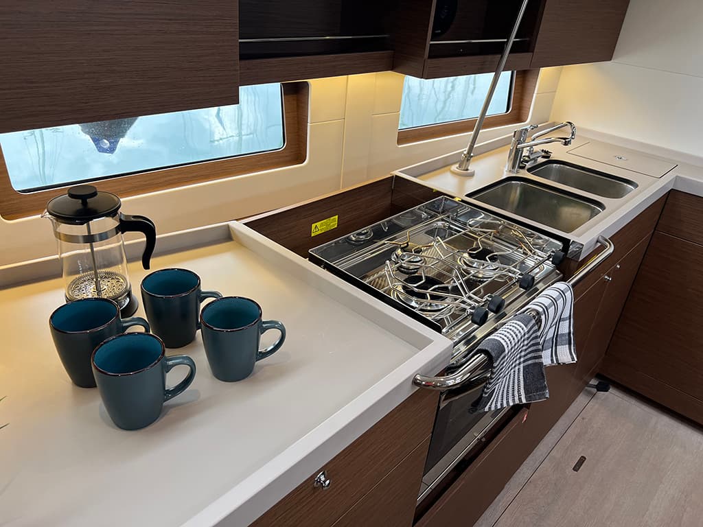 Oceanis 46.1 - photo 10