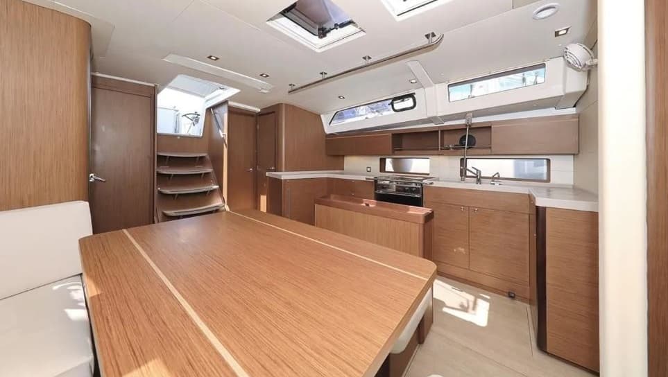 Oceanis 46.1 - photo 6