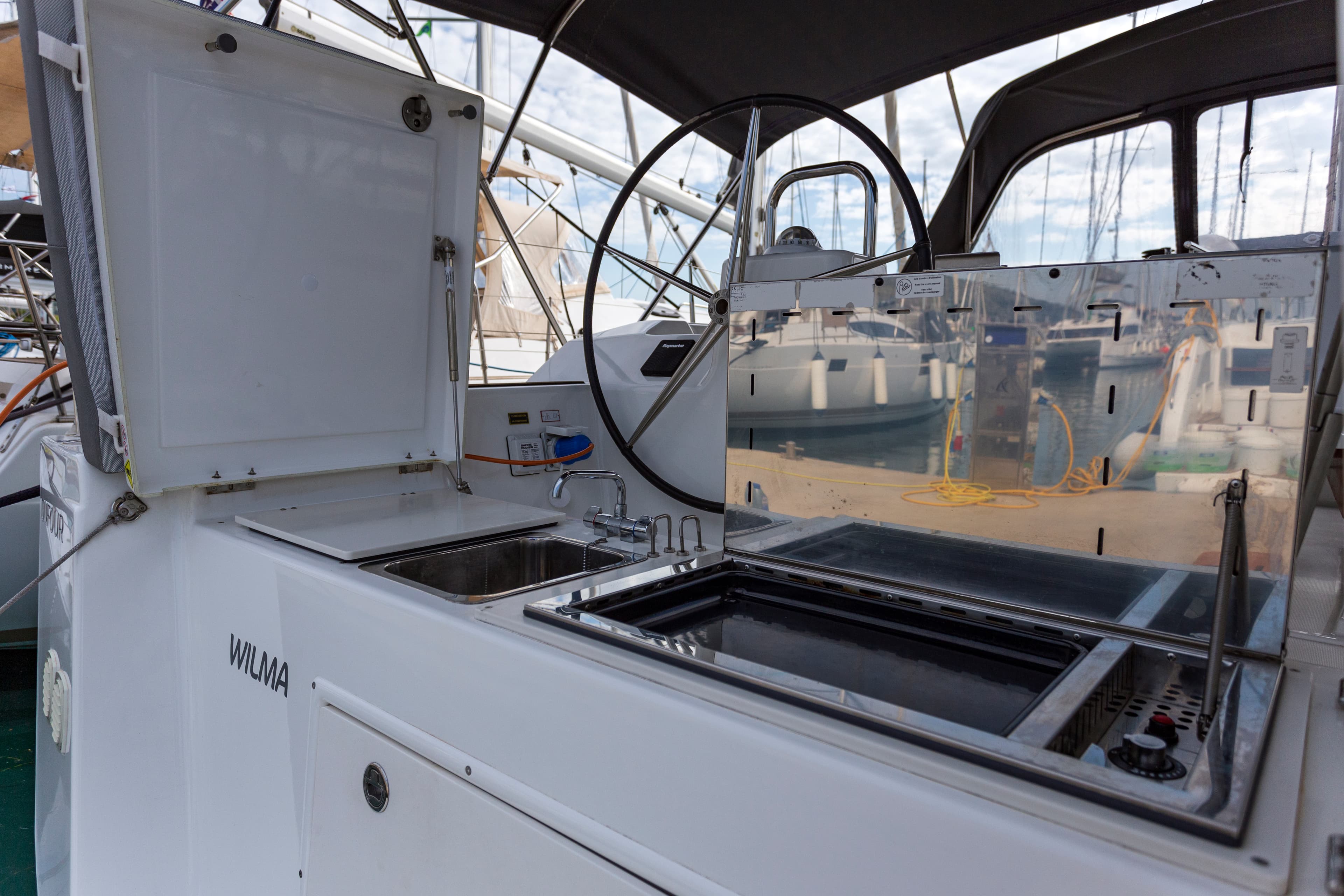 Dufour 460 Grand Large - photo 16