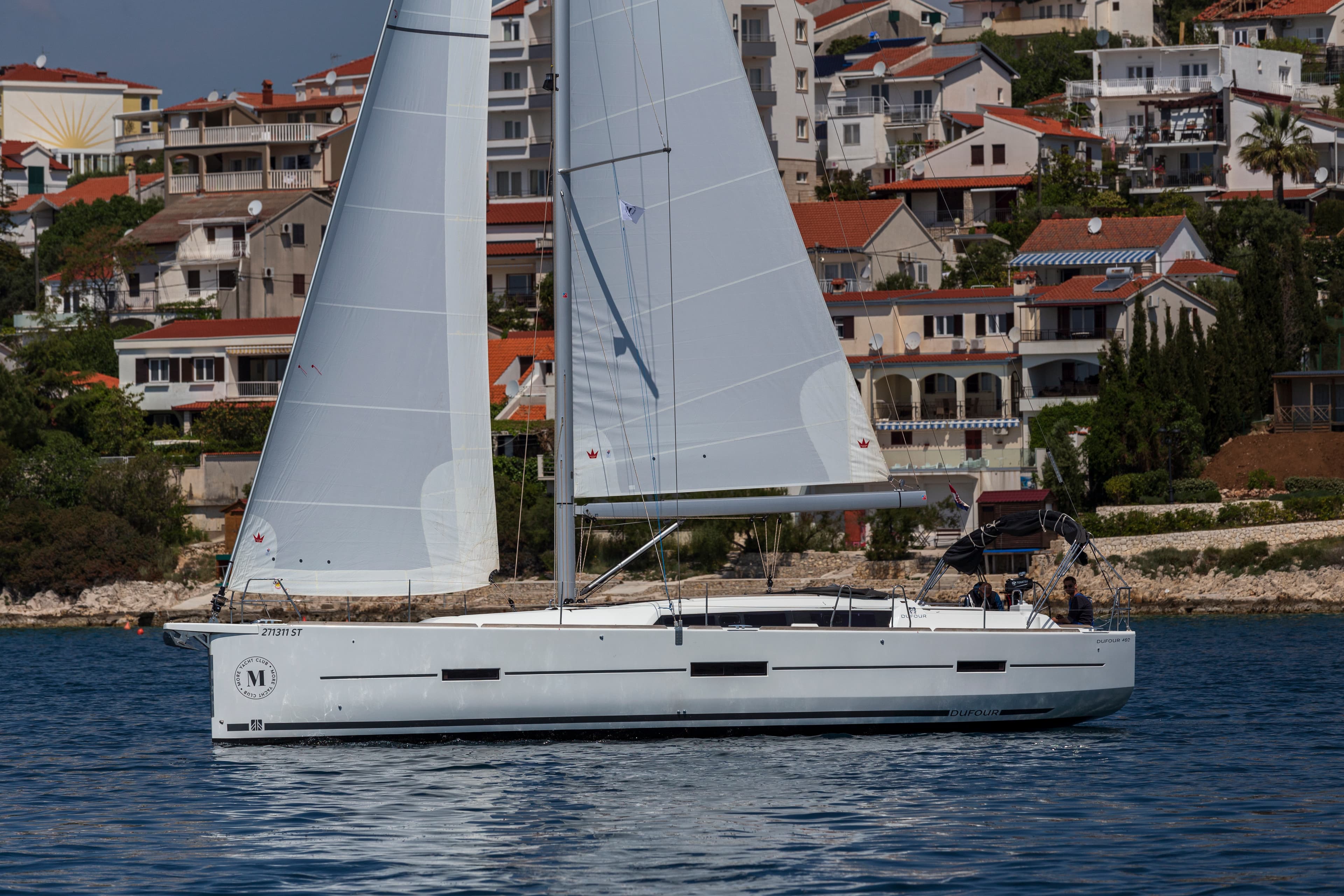 Dufour 460 Grand Large - photo 19
