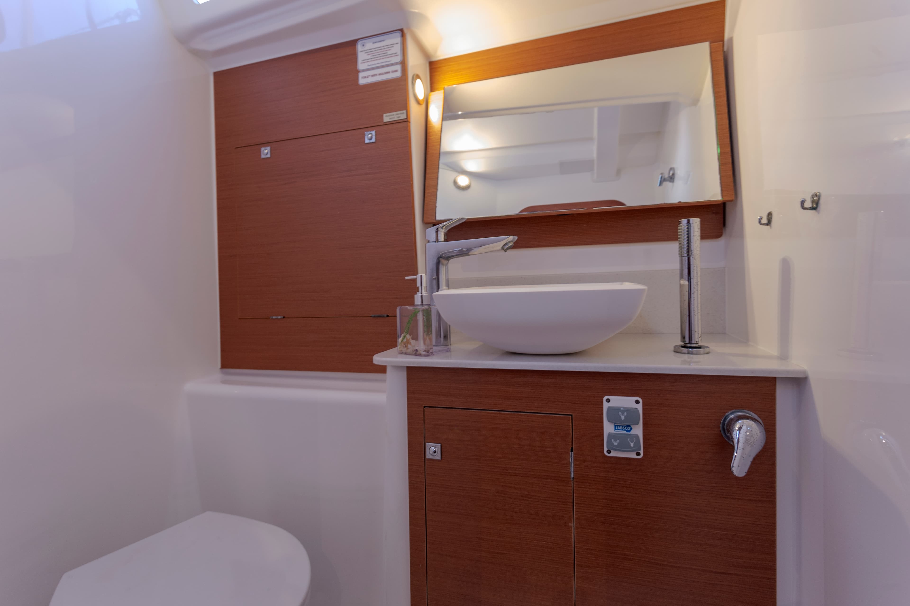 Dufour 460 Grand Large - photo 5