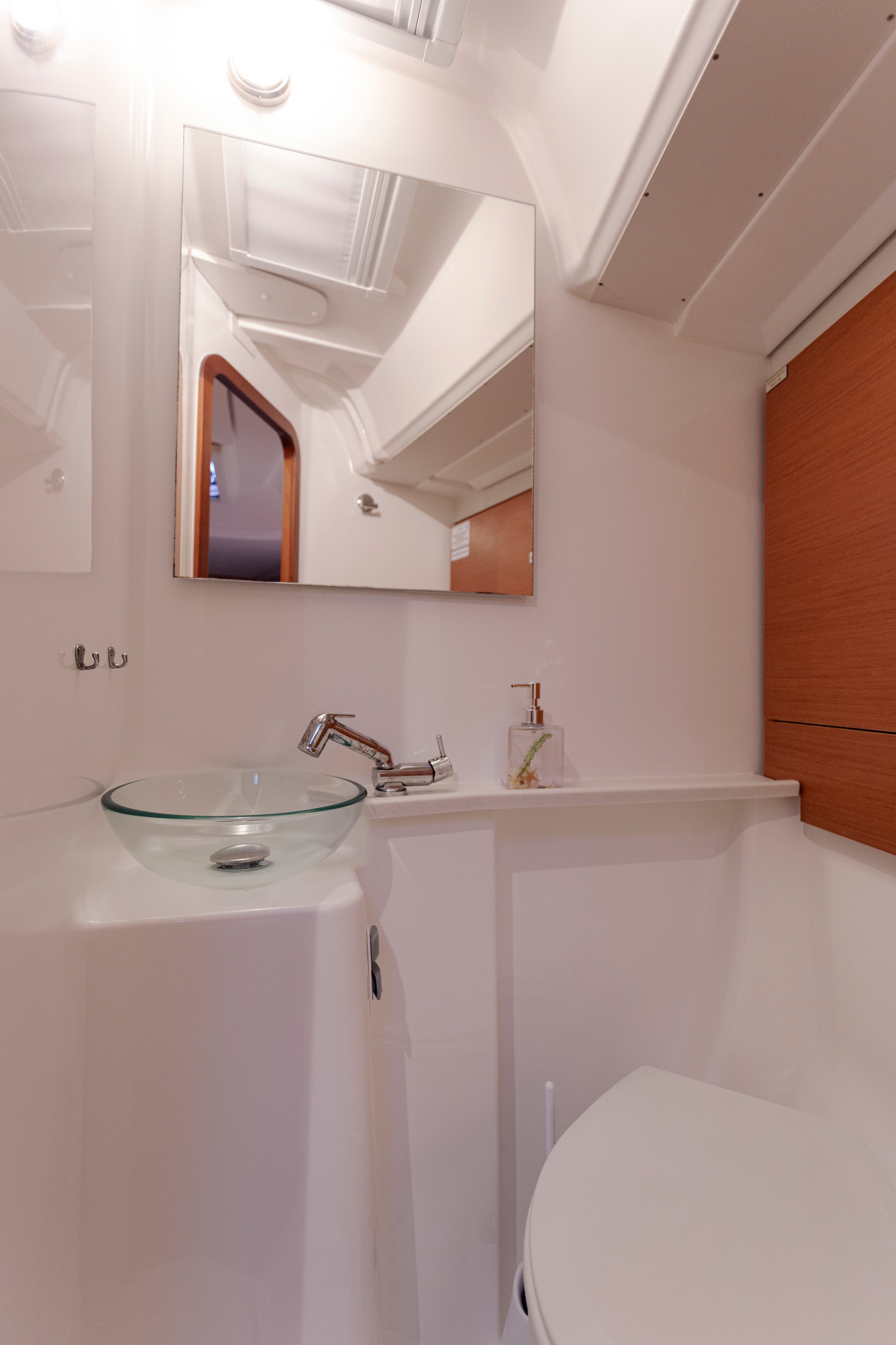 Dufour 460 Grand Large - photo 11