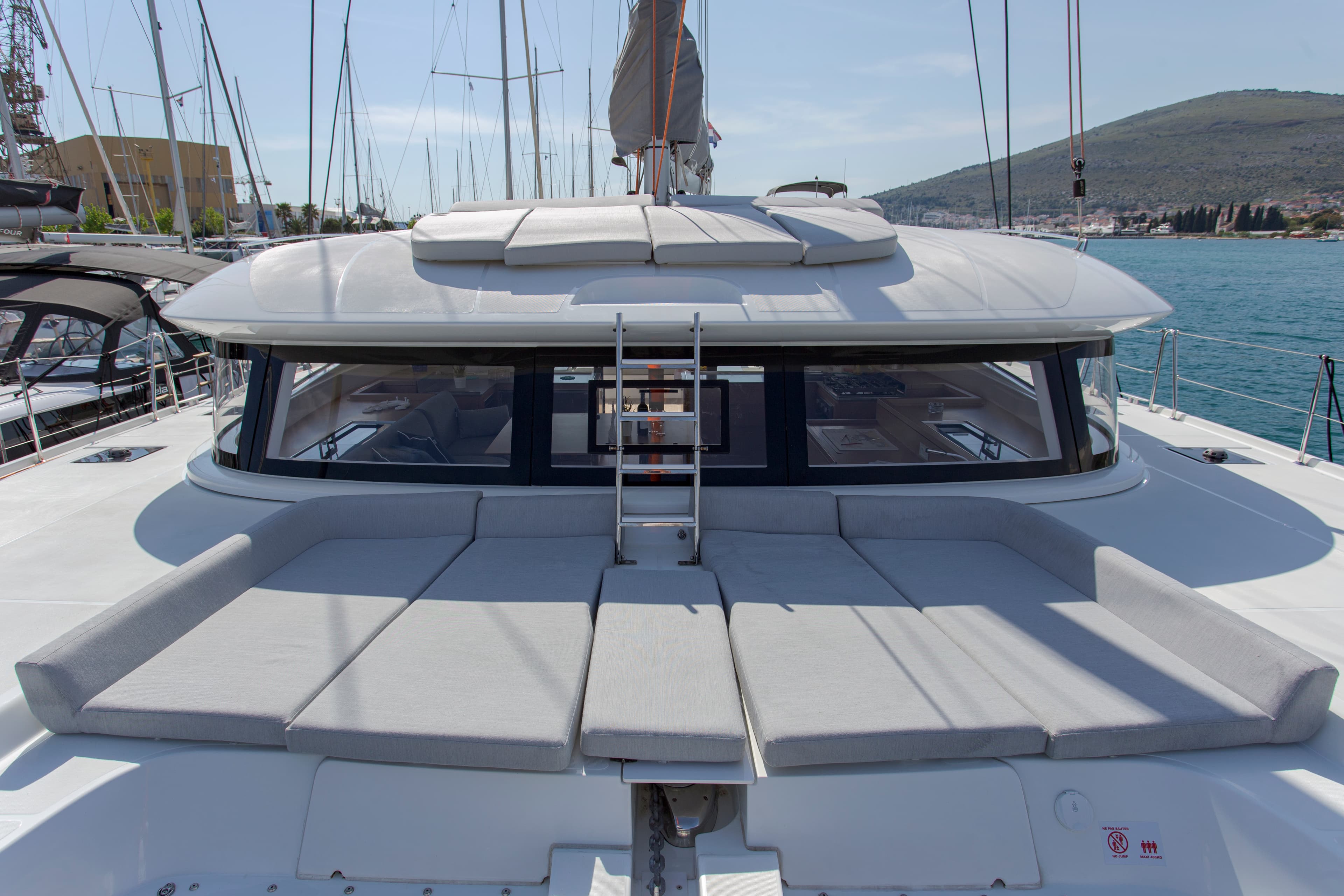 Excess 15 - photo 24