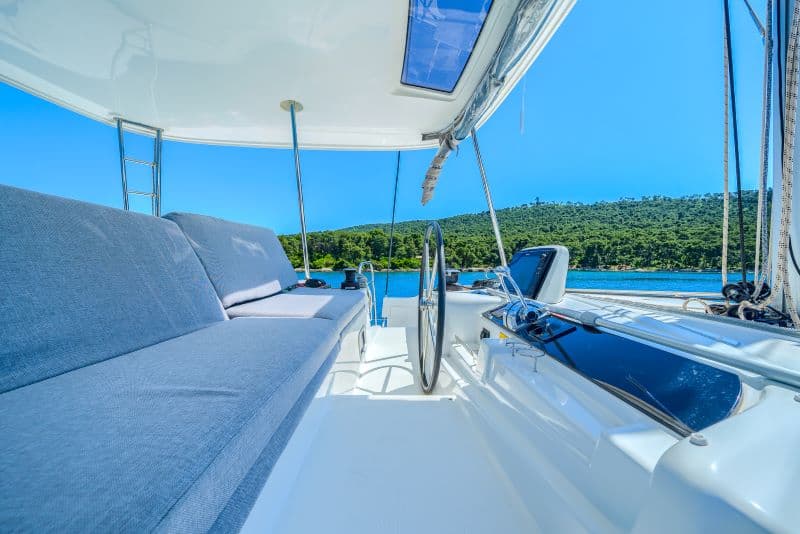 Lagoon 46  - photo 27