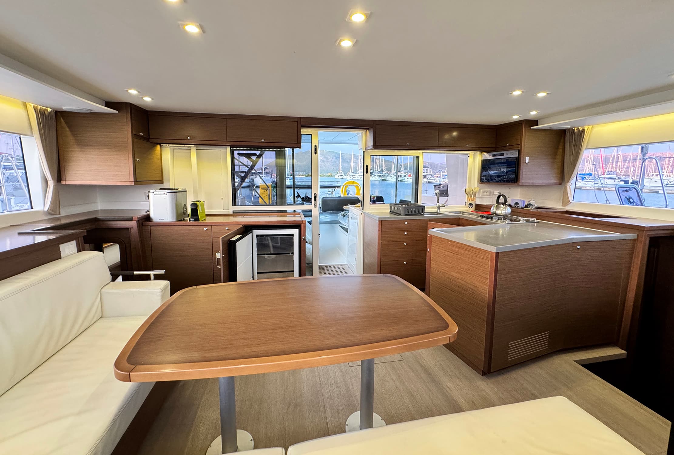 Lagoon 450 Sport - photo 8