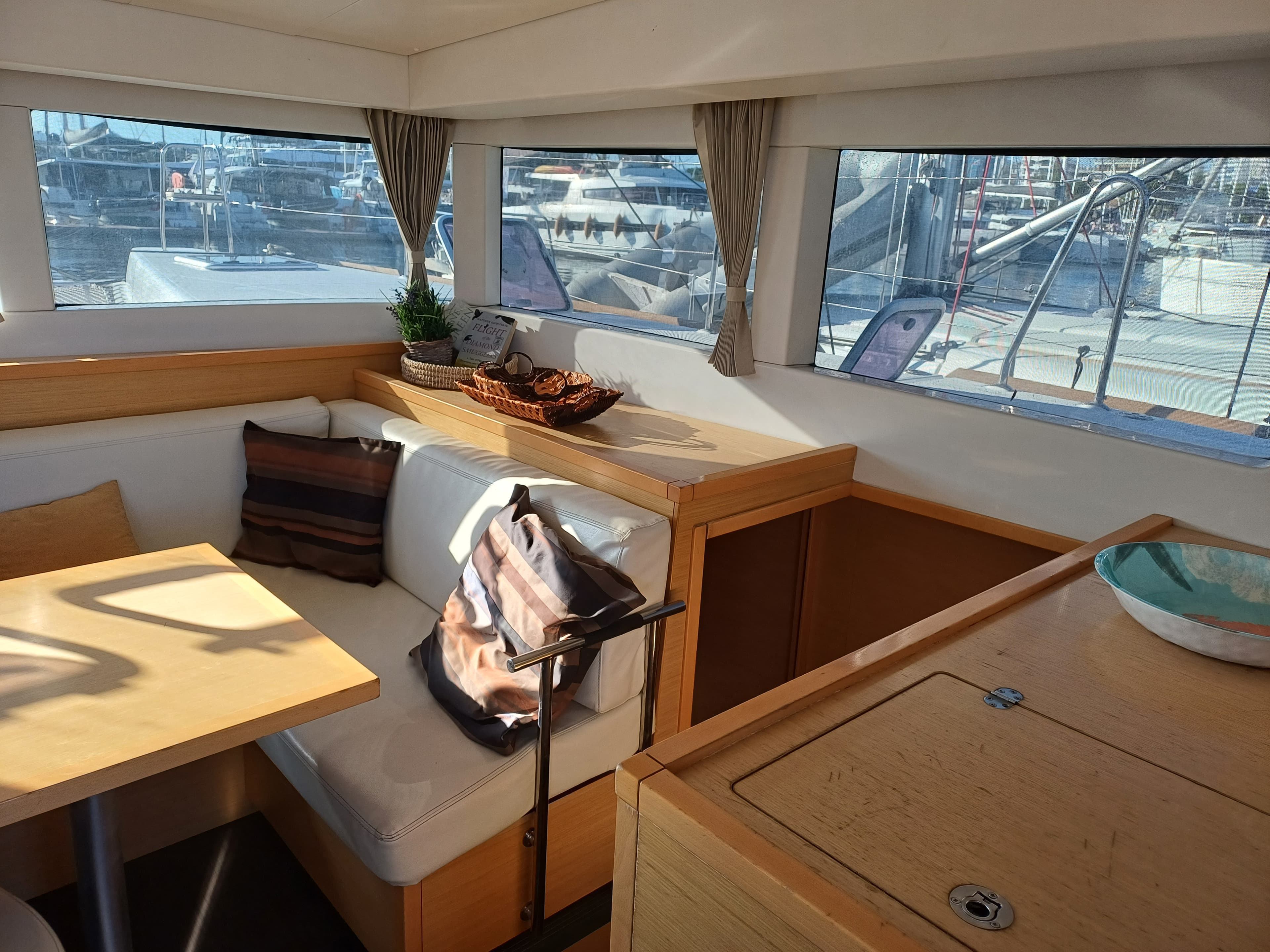 Lagoon 39 - photo 25