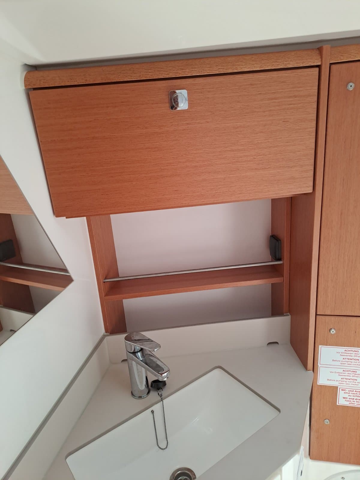 Bavaria C46 - photo 13