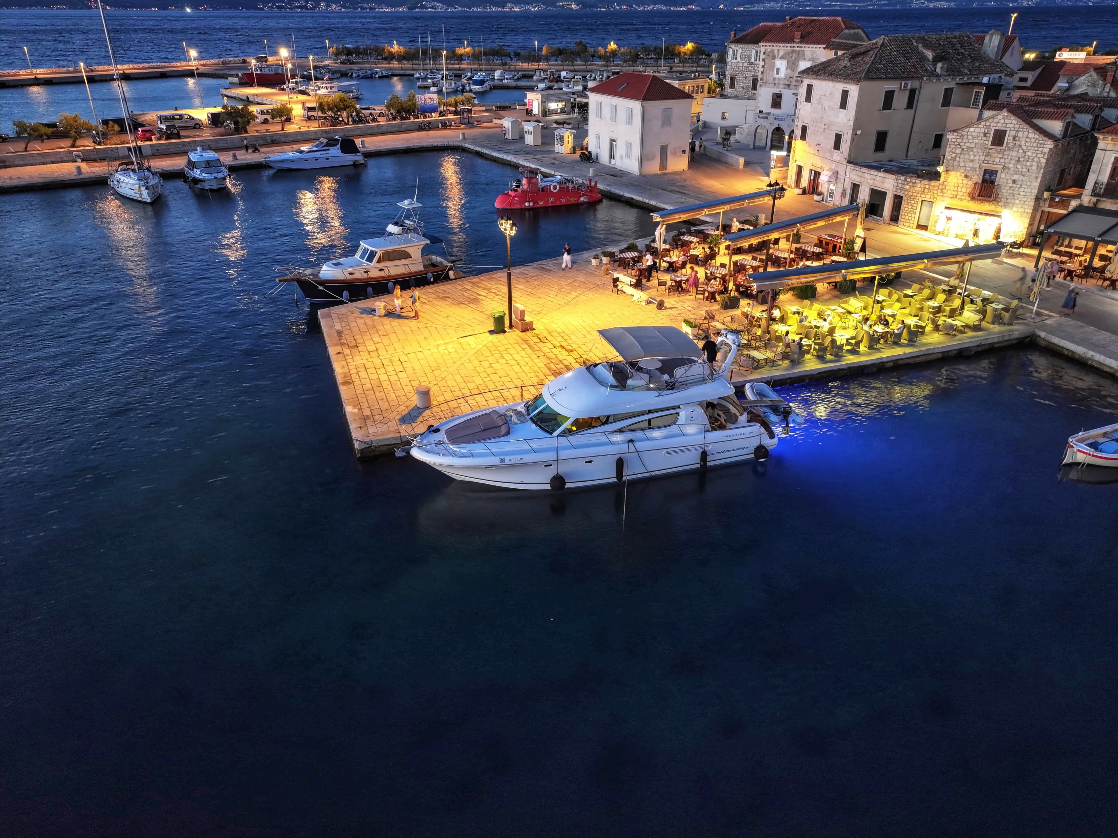 Prestige 46 Fly - photo 44