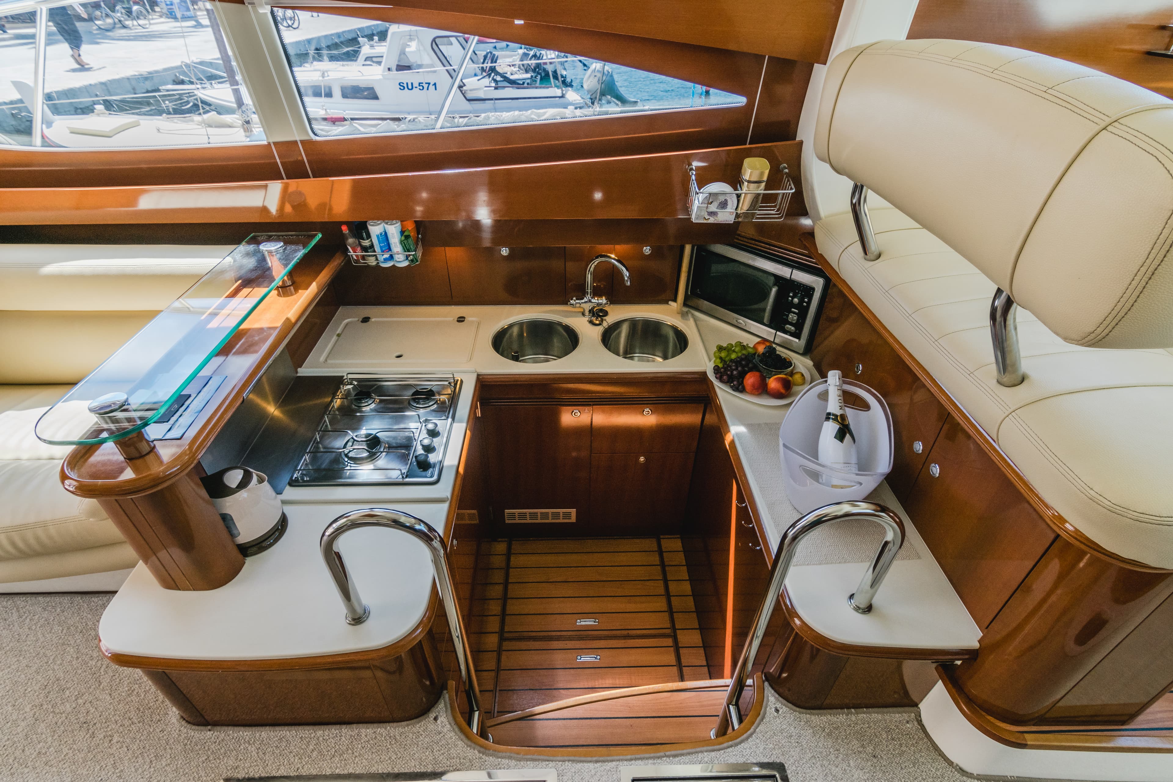 Prestige 46 Fly - photo 26
