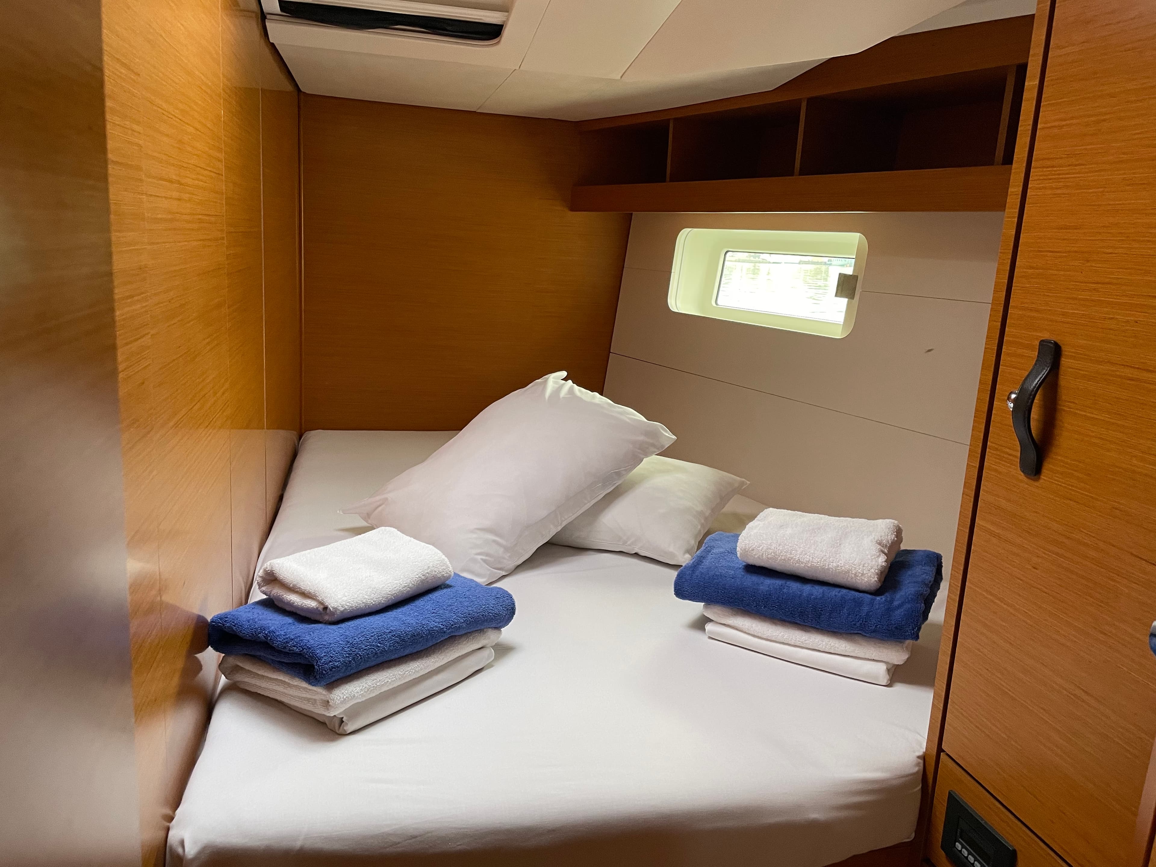 Jeanneau 54 - photo 11