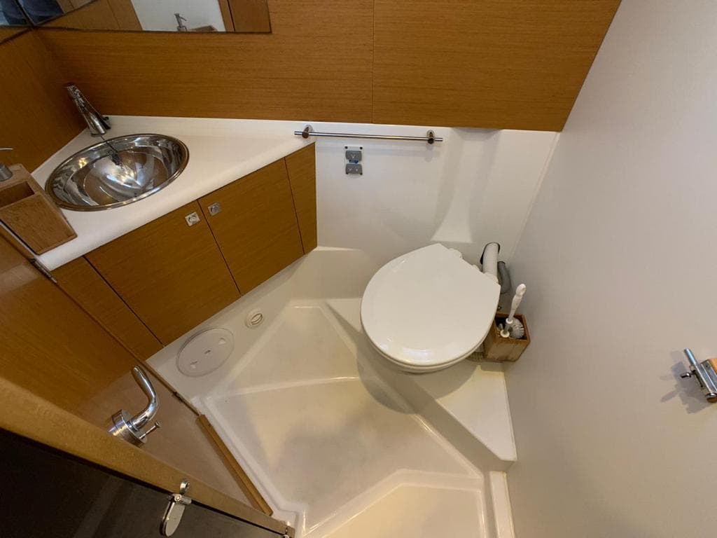 Sun Odyssey 45DS - photo 17