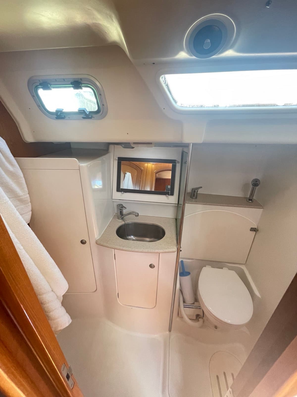 Sun Odyssey 49 - photo 8