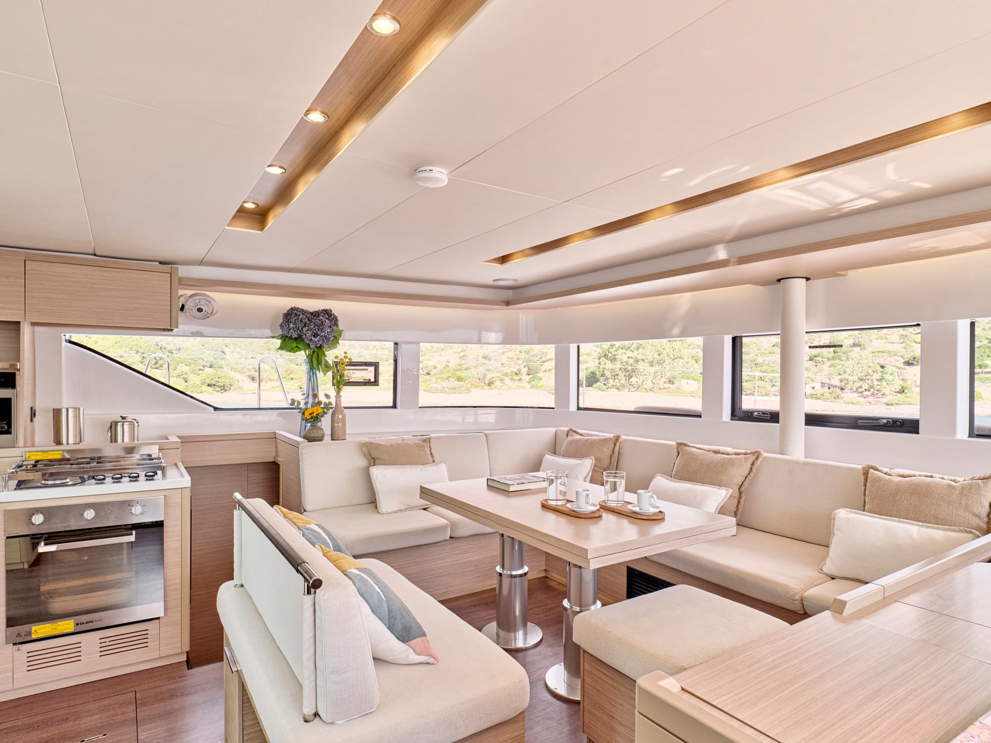 Lagoon 51 - photo 53