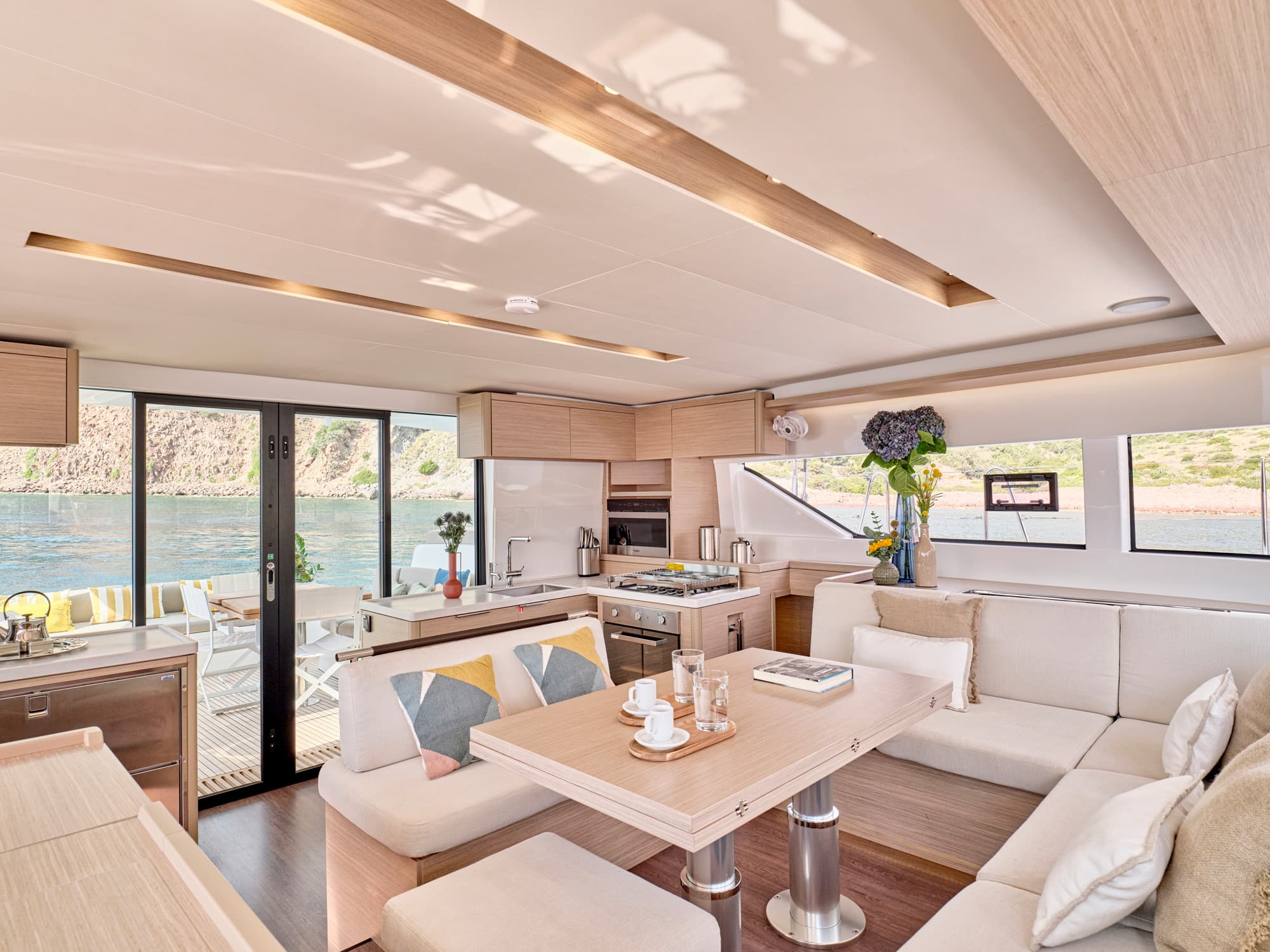 Lagoon 51 - photo 32