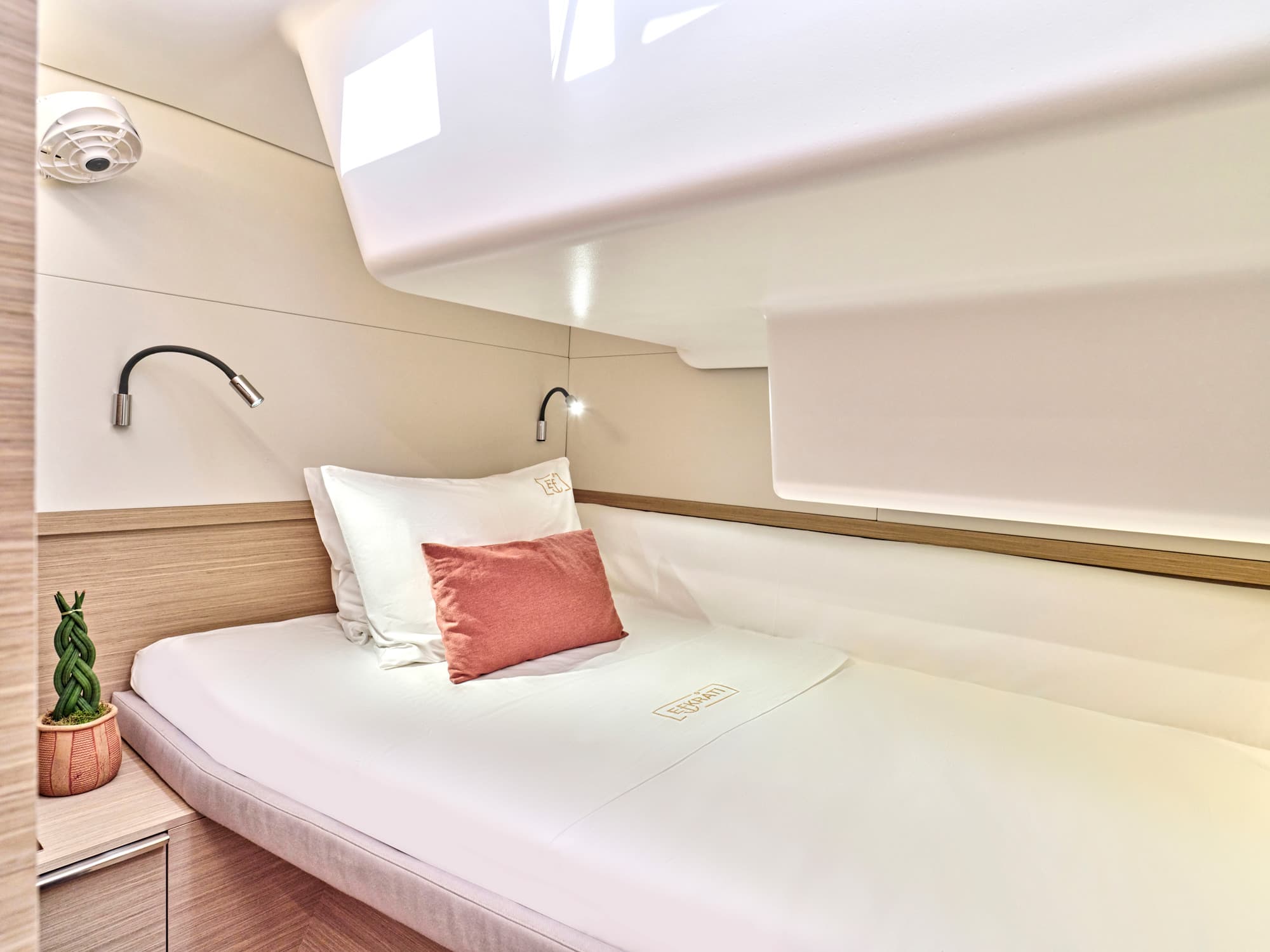 Lagoon 51 - photo 22