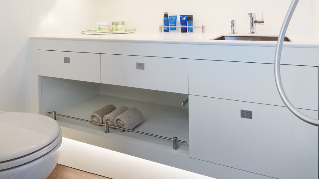 Vanquish 43 - photo 15