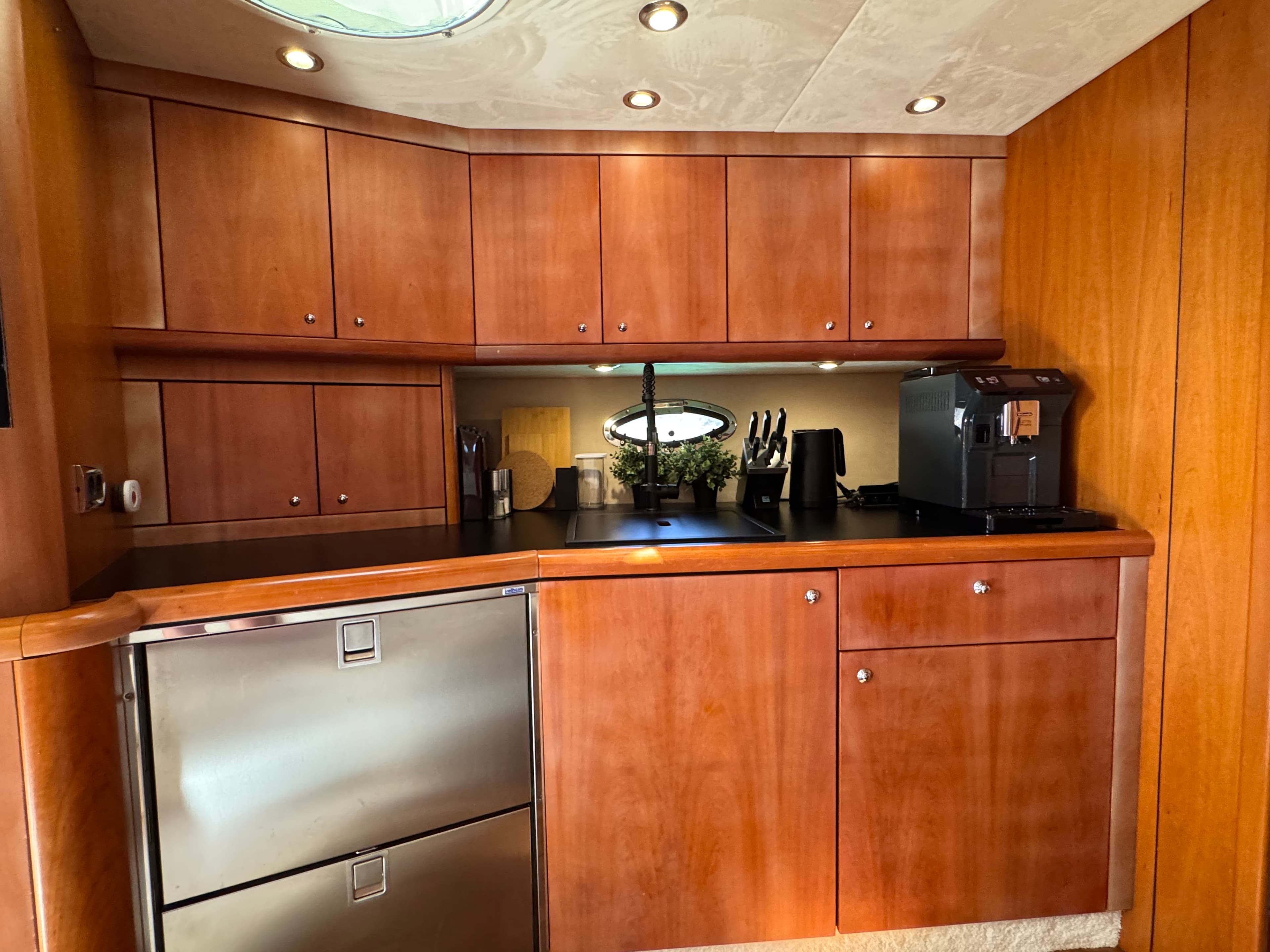 Sunseeker Portofino 53 - photo 16