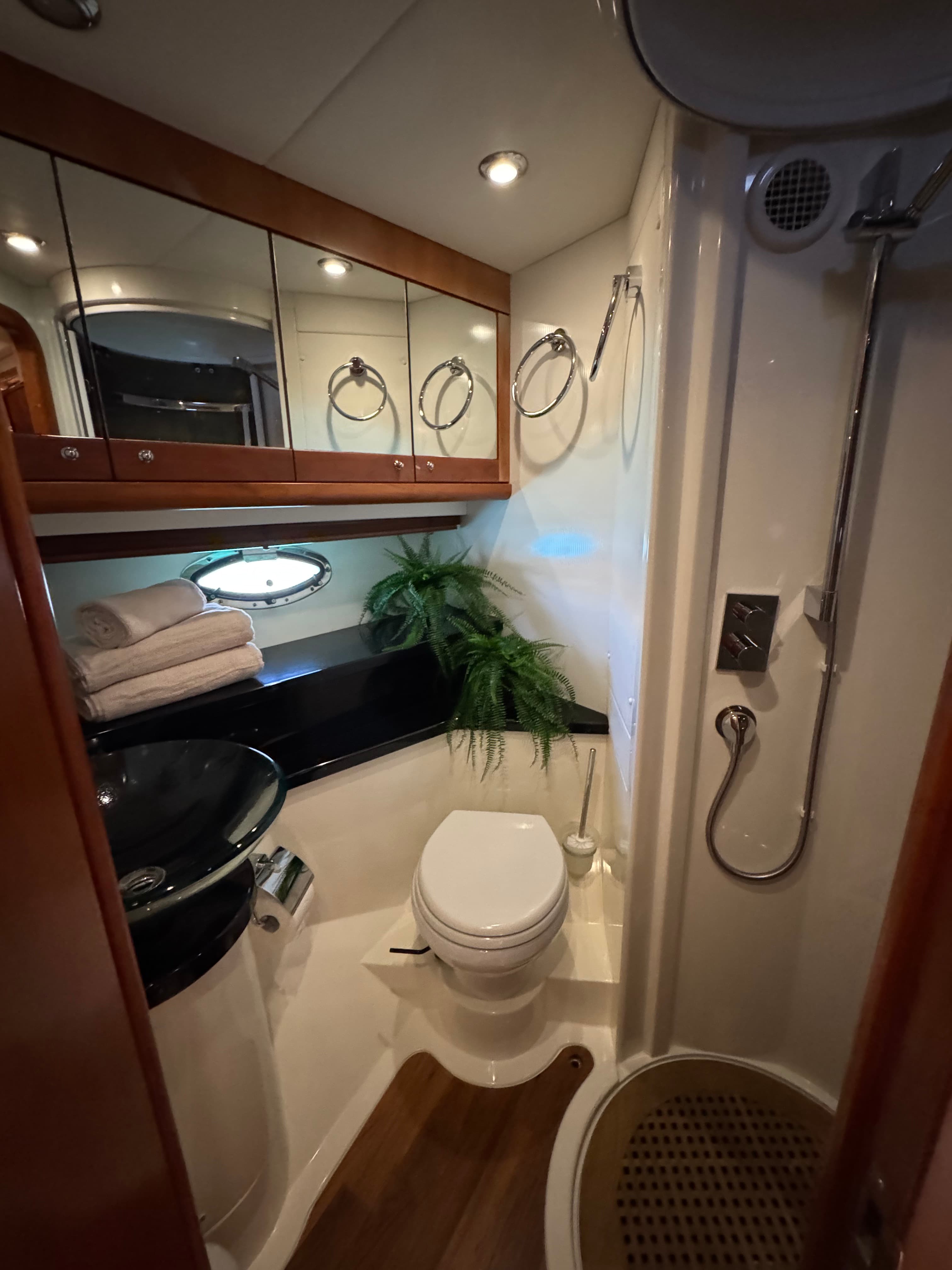 Sunseeker Portofino 53 - photo 24