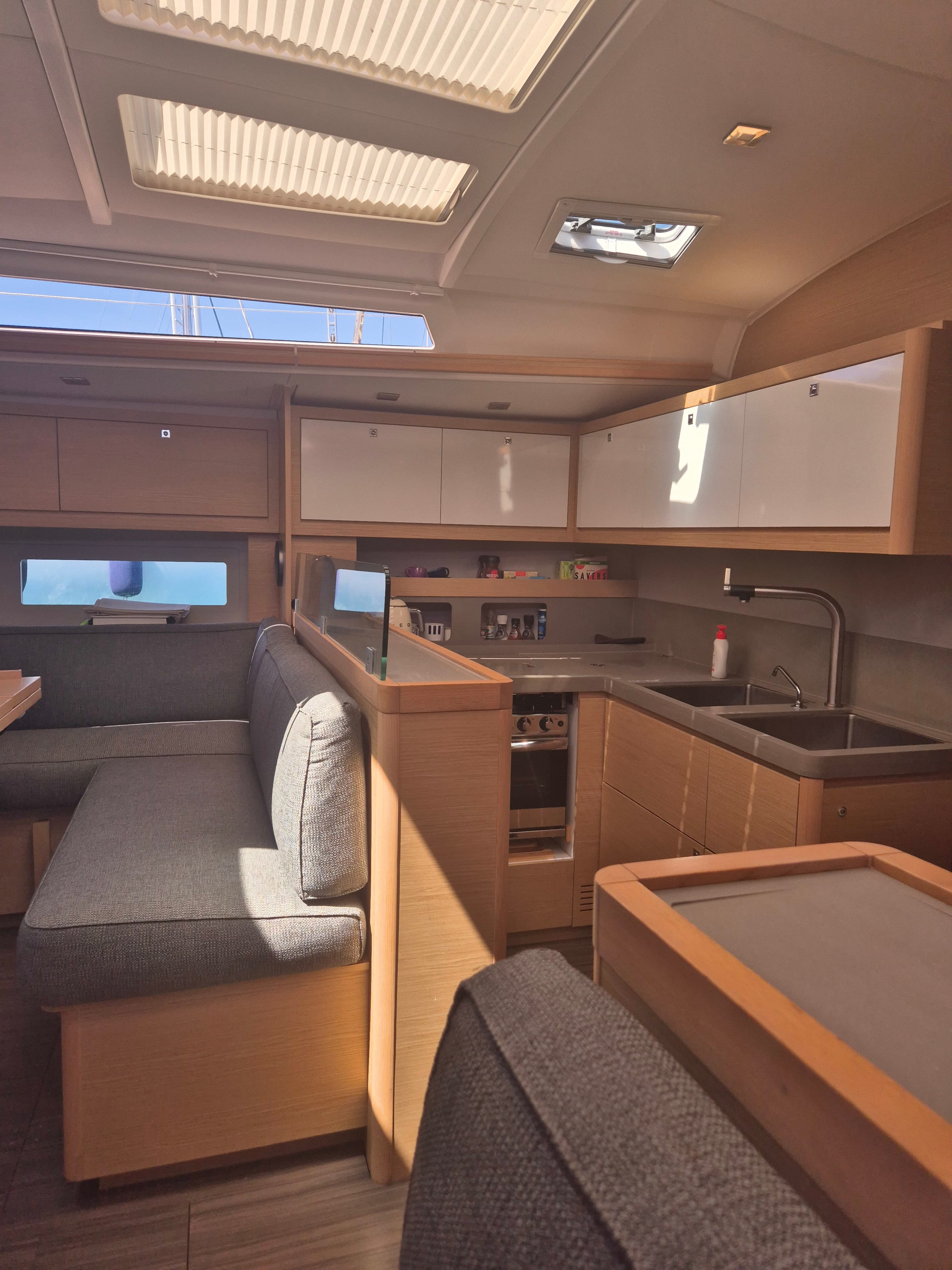 Dufour 530 - photo 8