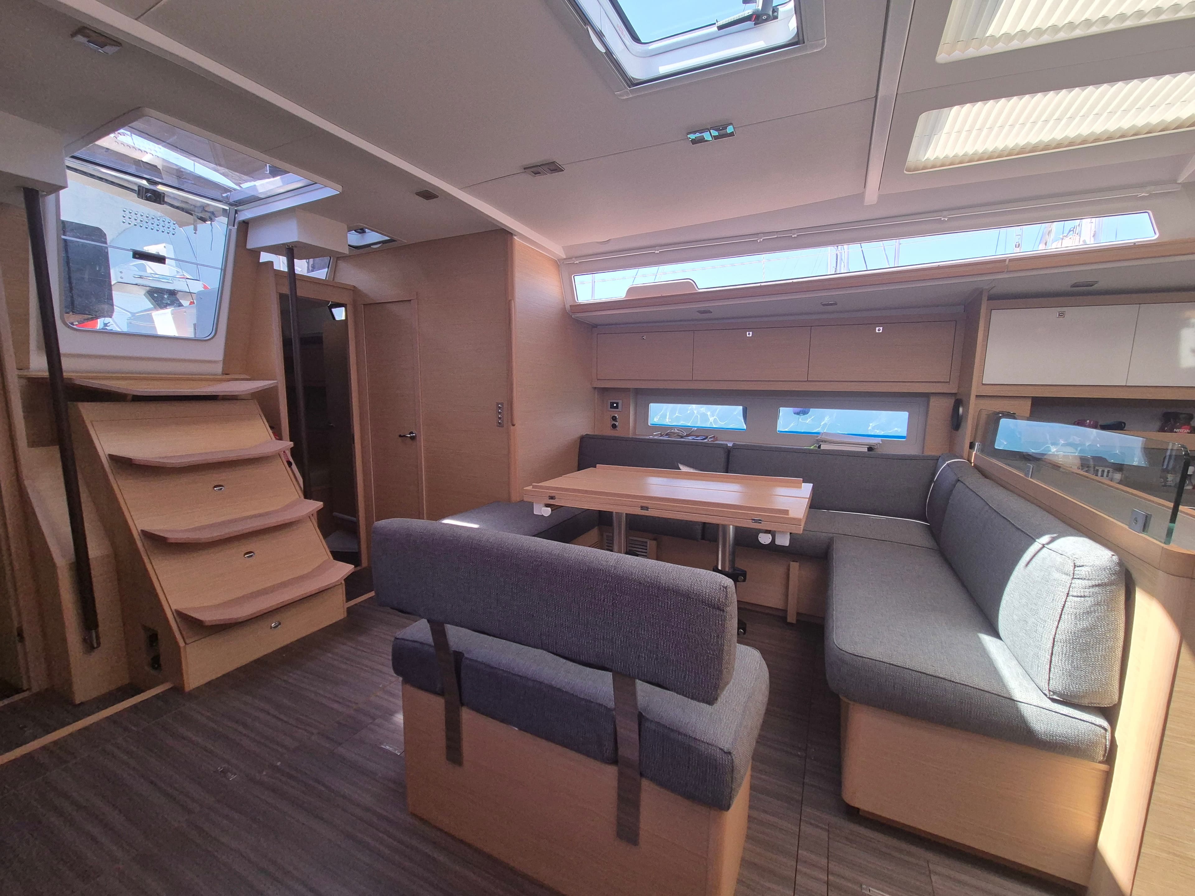 Dufour 530 - photo 19