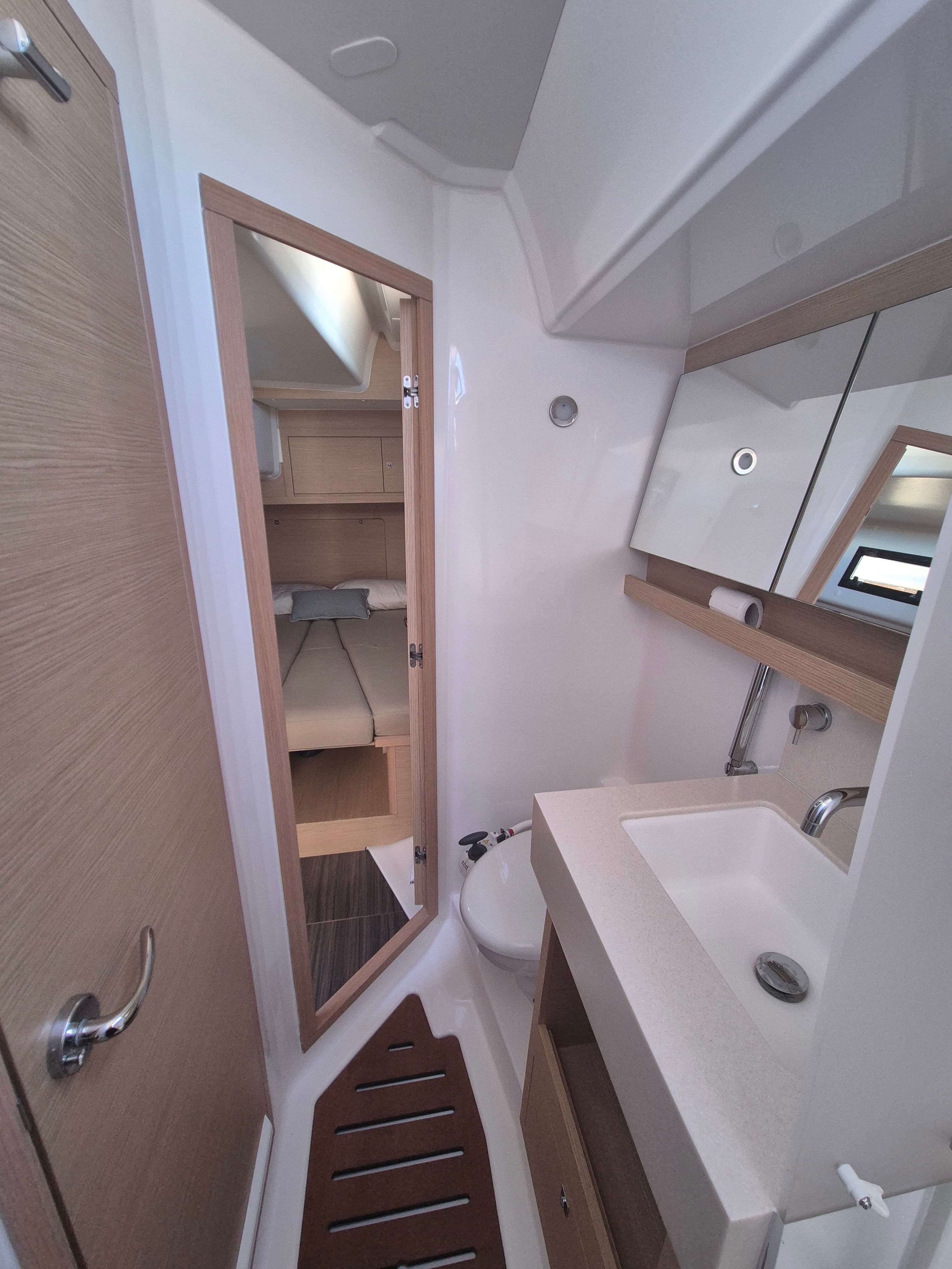 Dufour 530 - photo 17