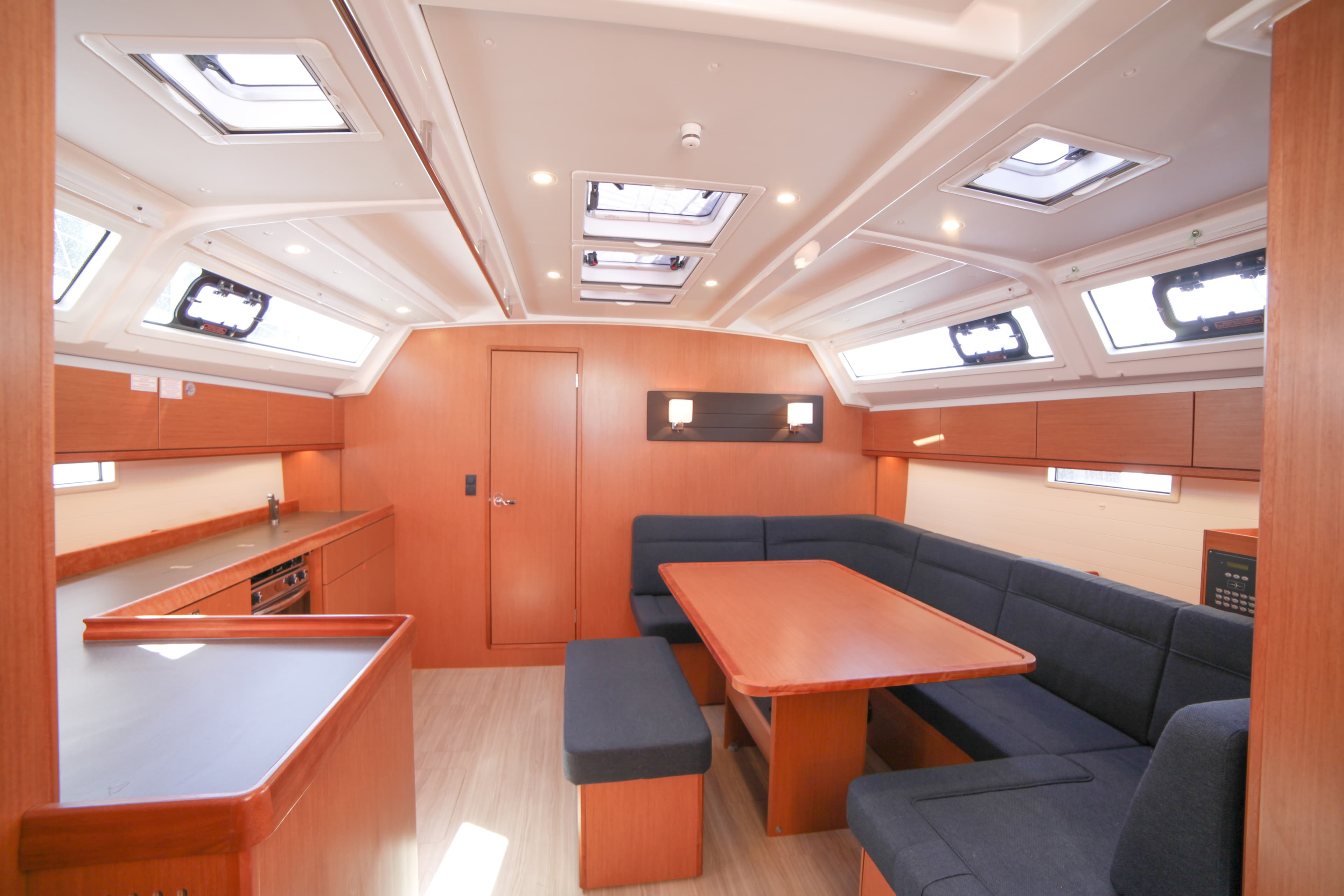 Bavaria 46 Cruiser - photo 4