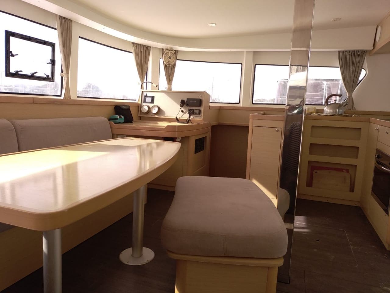 Lagoon 42 - photo 14