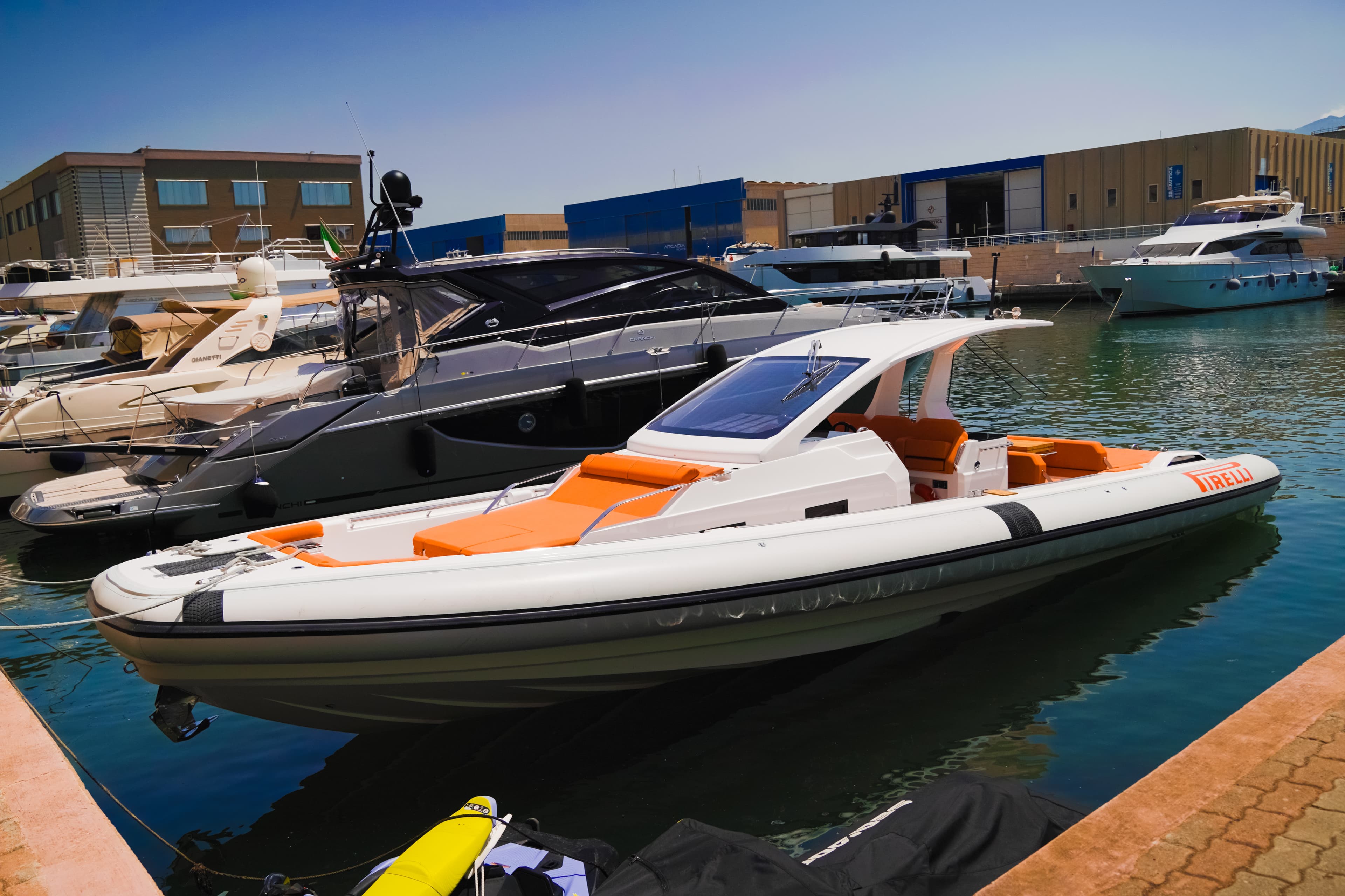 Pirelli 42 - photo 22