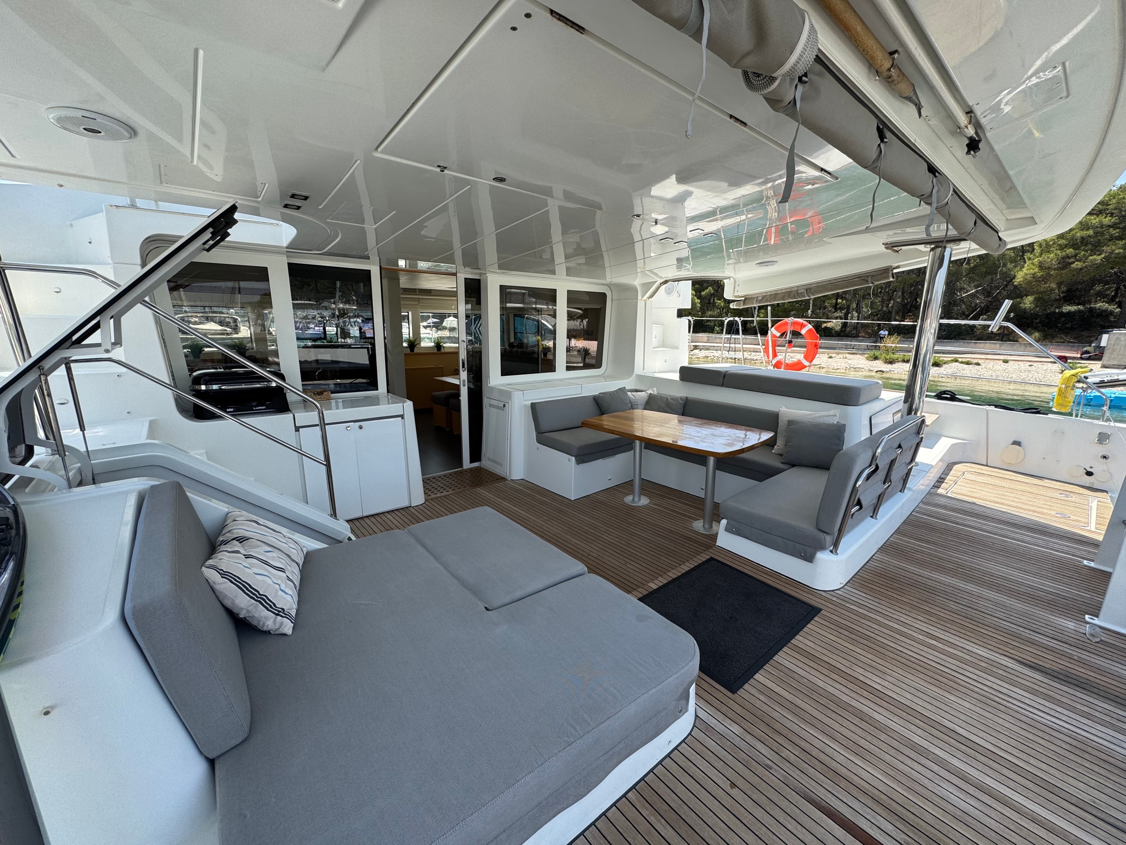 Lagoon 52F - photo 34
