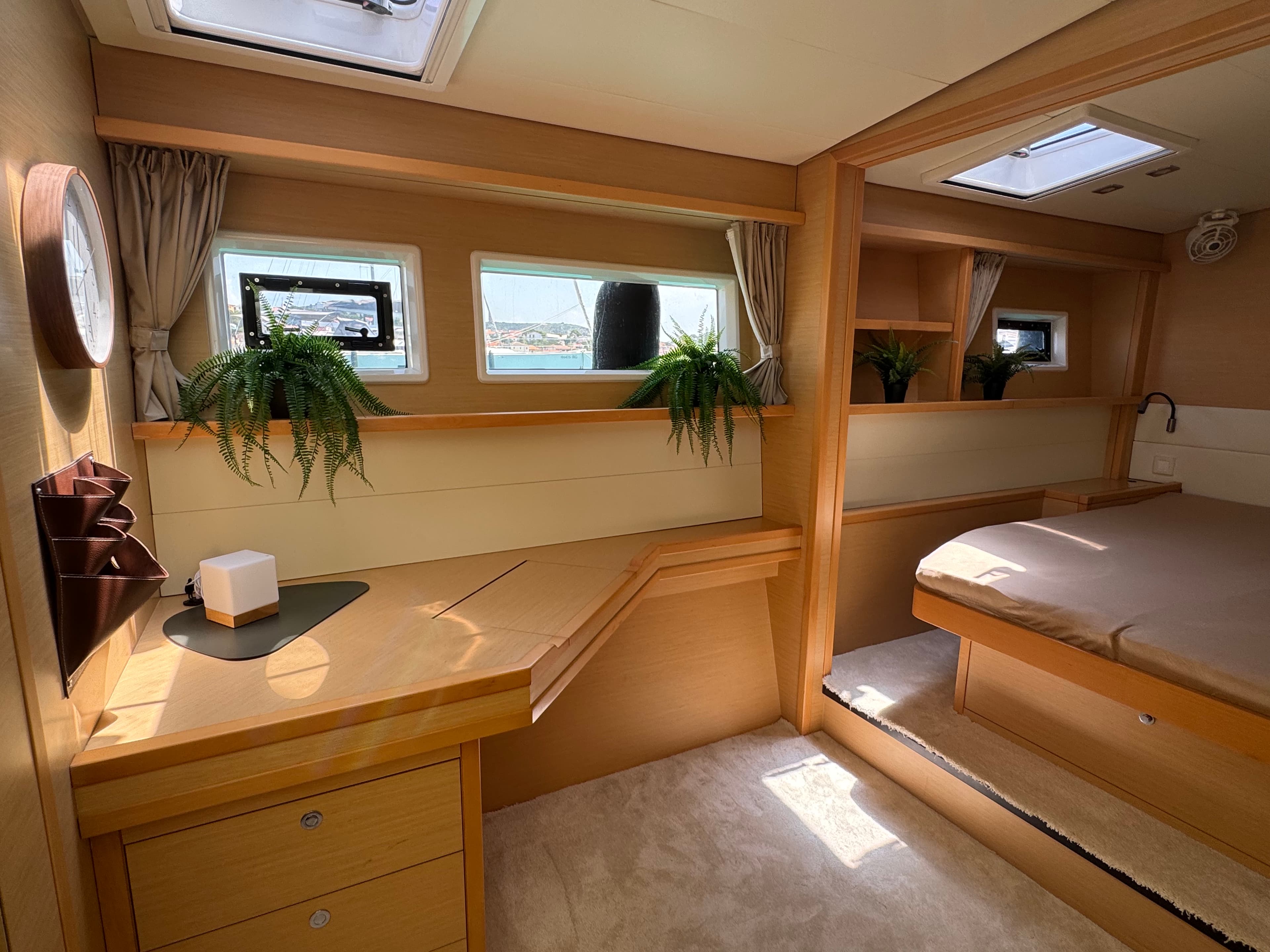 Lagoon 52F - photo 29