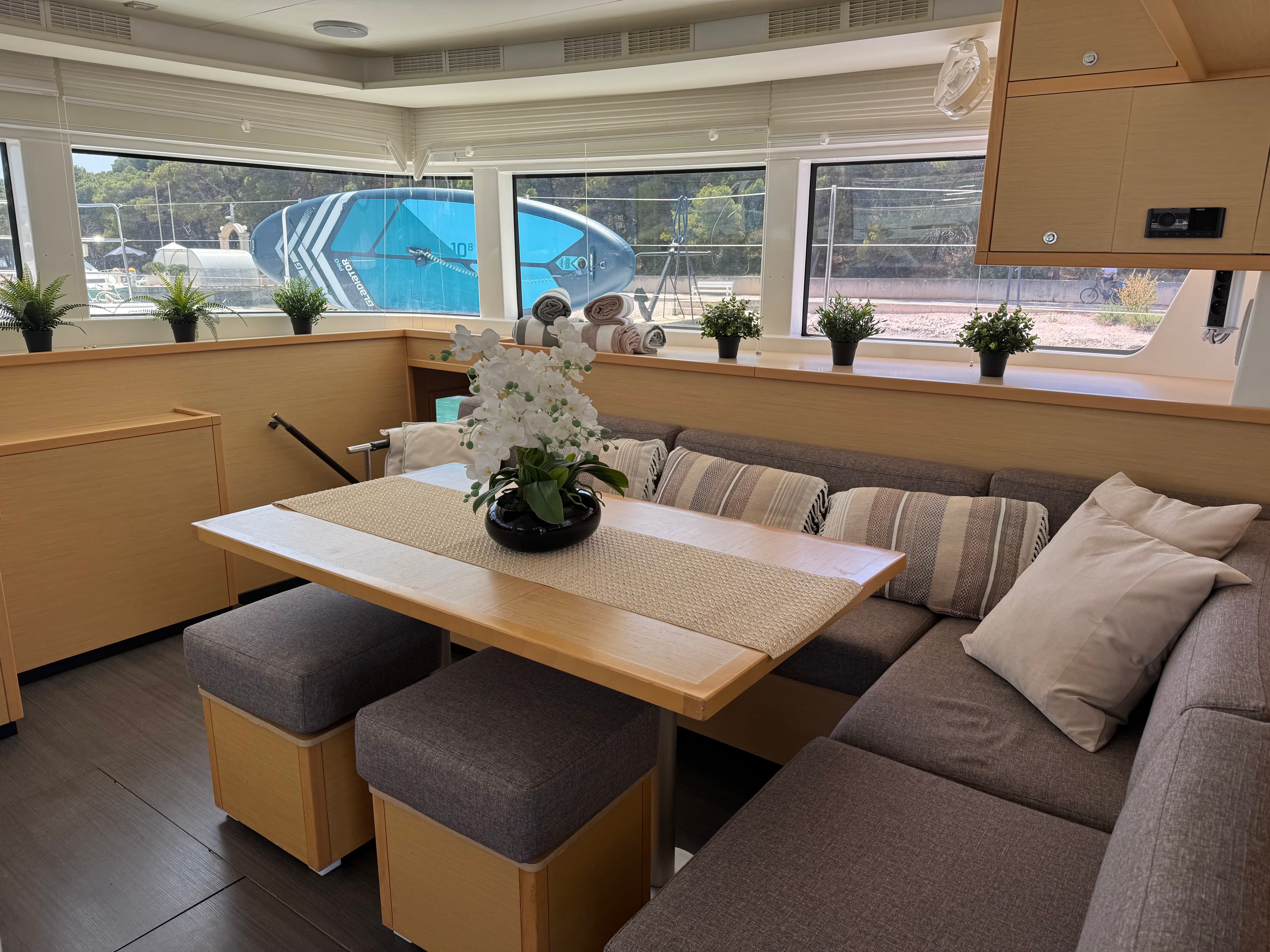 Lagoon 52F - photo 10