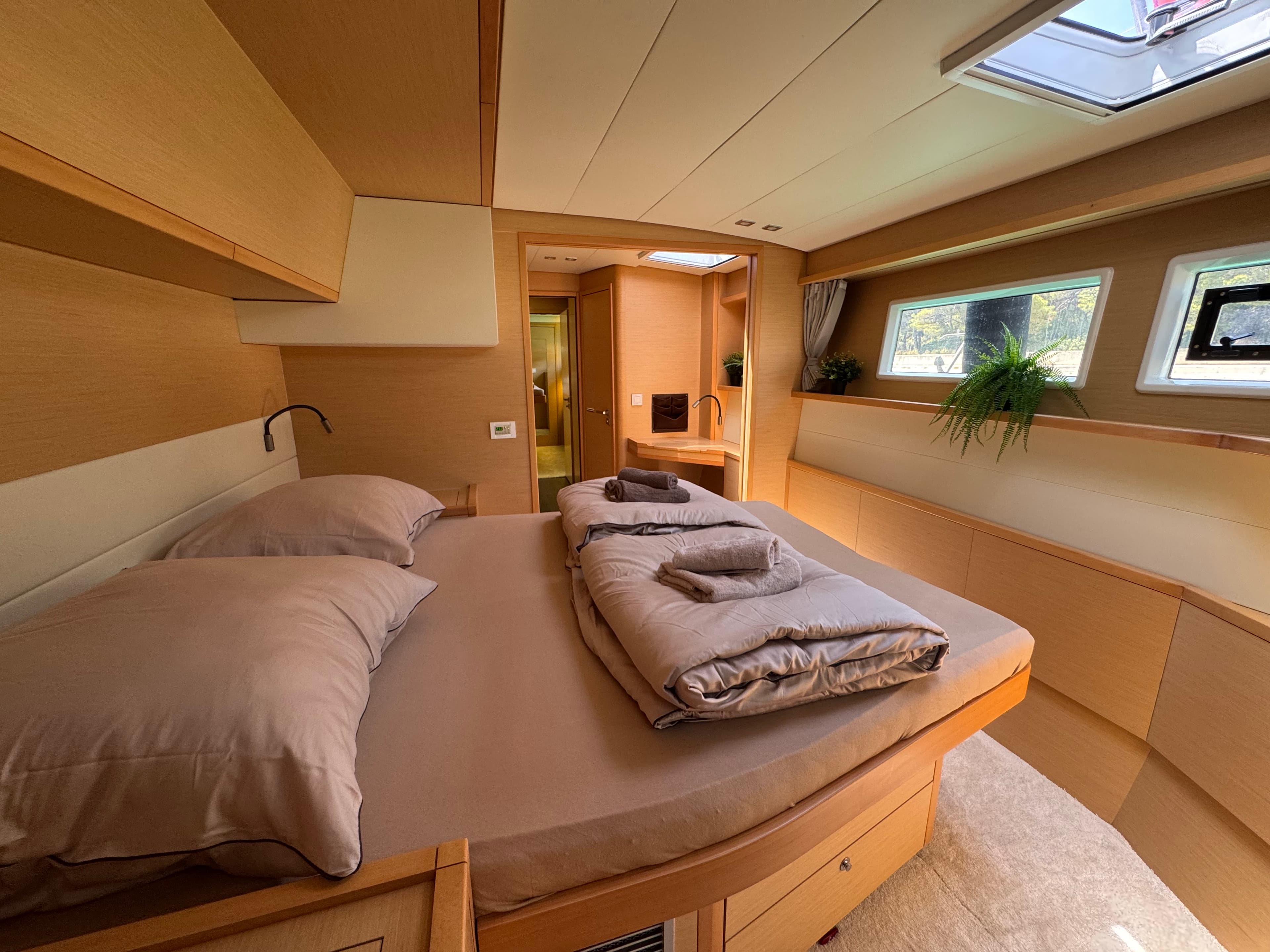 Lagoon 52F - photo 19