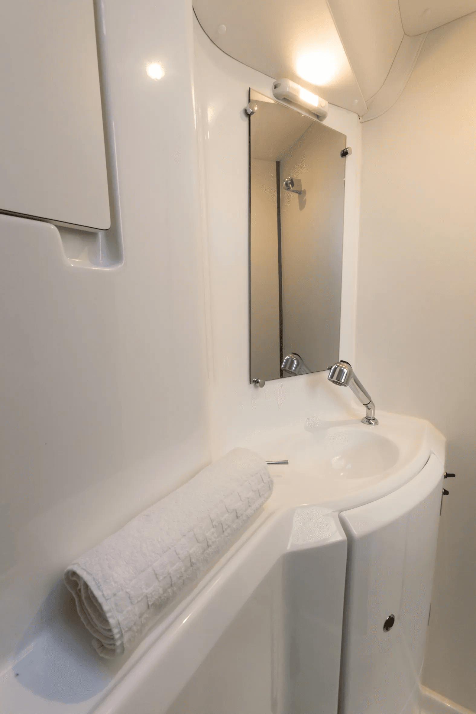 Lagoon 380 S2 - photo 8