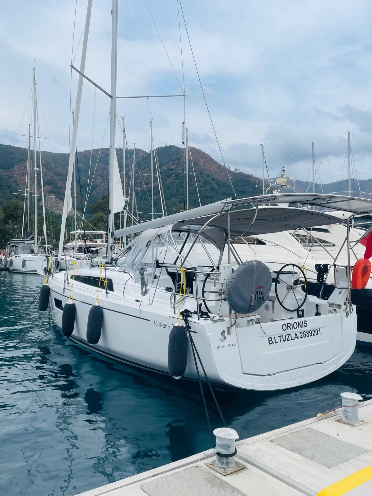 Oceanis 34.1 - photo 4