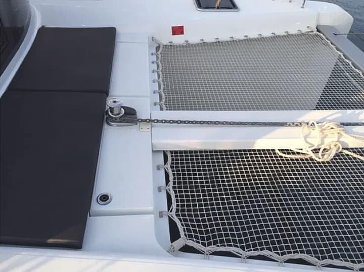 Lagoon 40 - photo 14