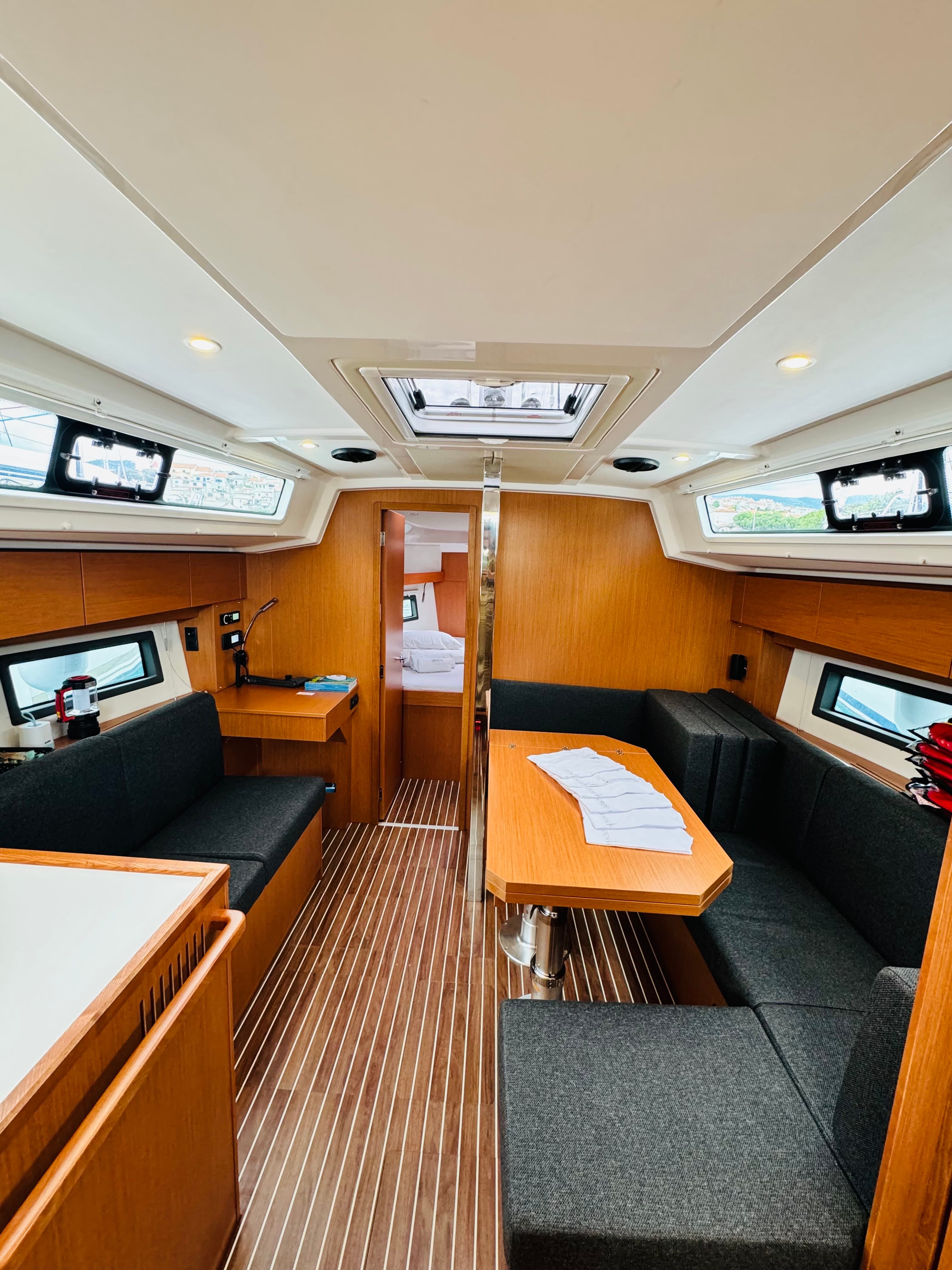 Bavaria C38 - photo 20