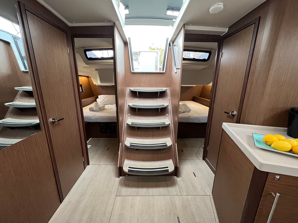 Oceanis 46.1 - photo 15