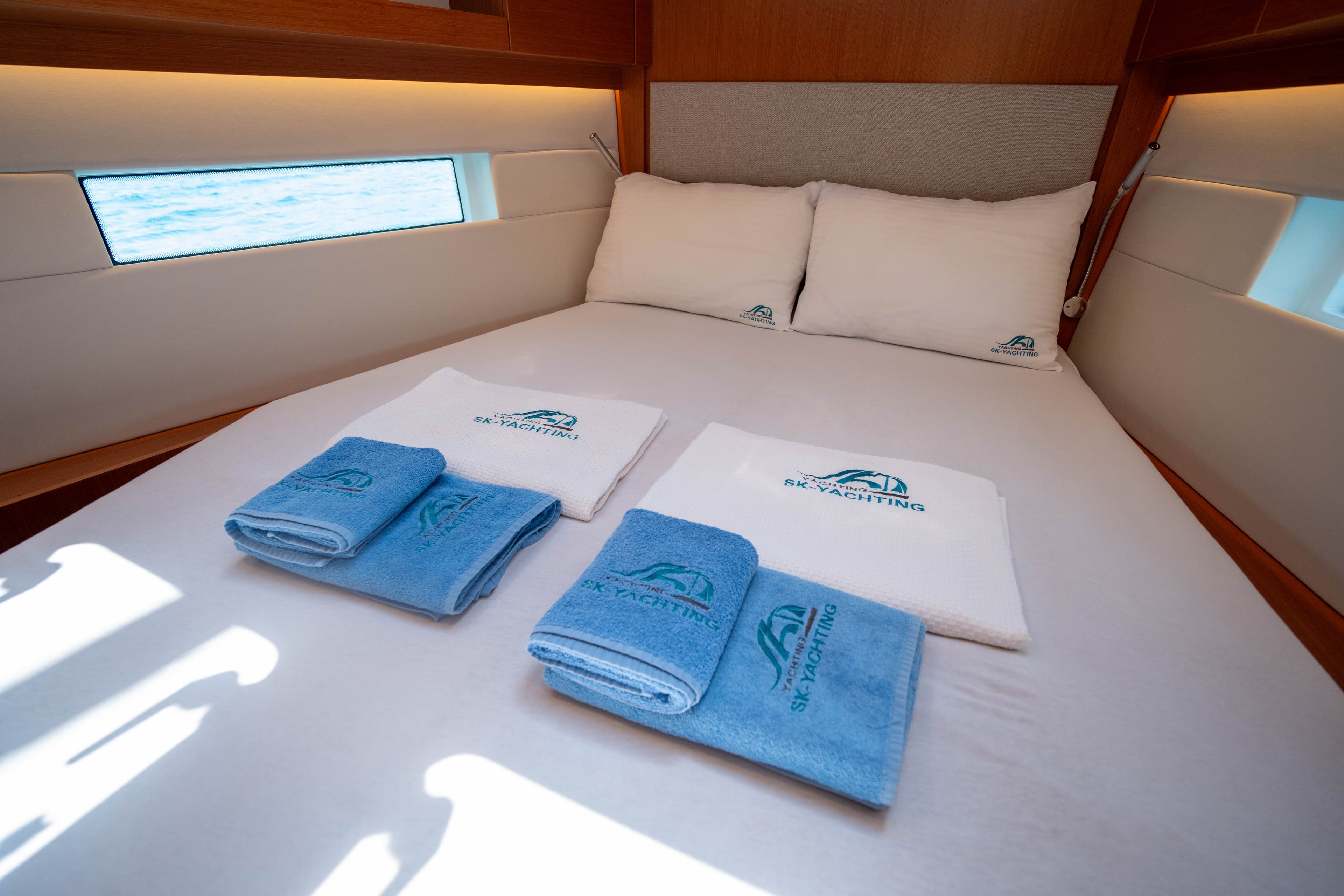 Bavaria C45 Style - photo 4