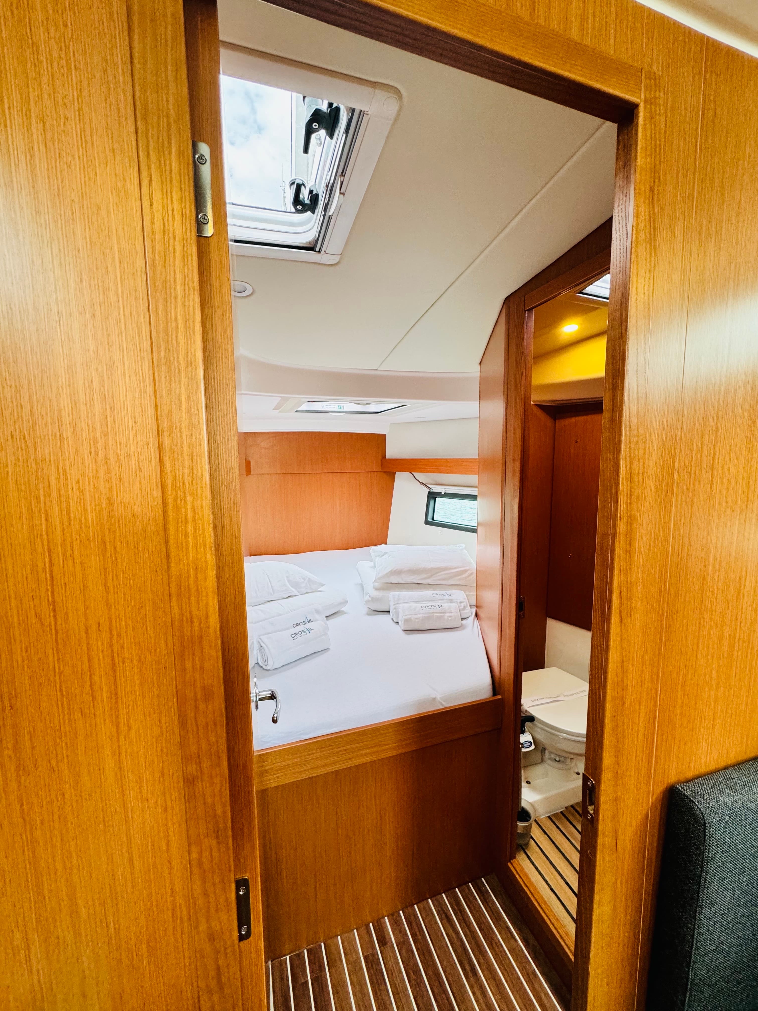 Bavaria C38 - photo 20