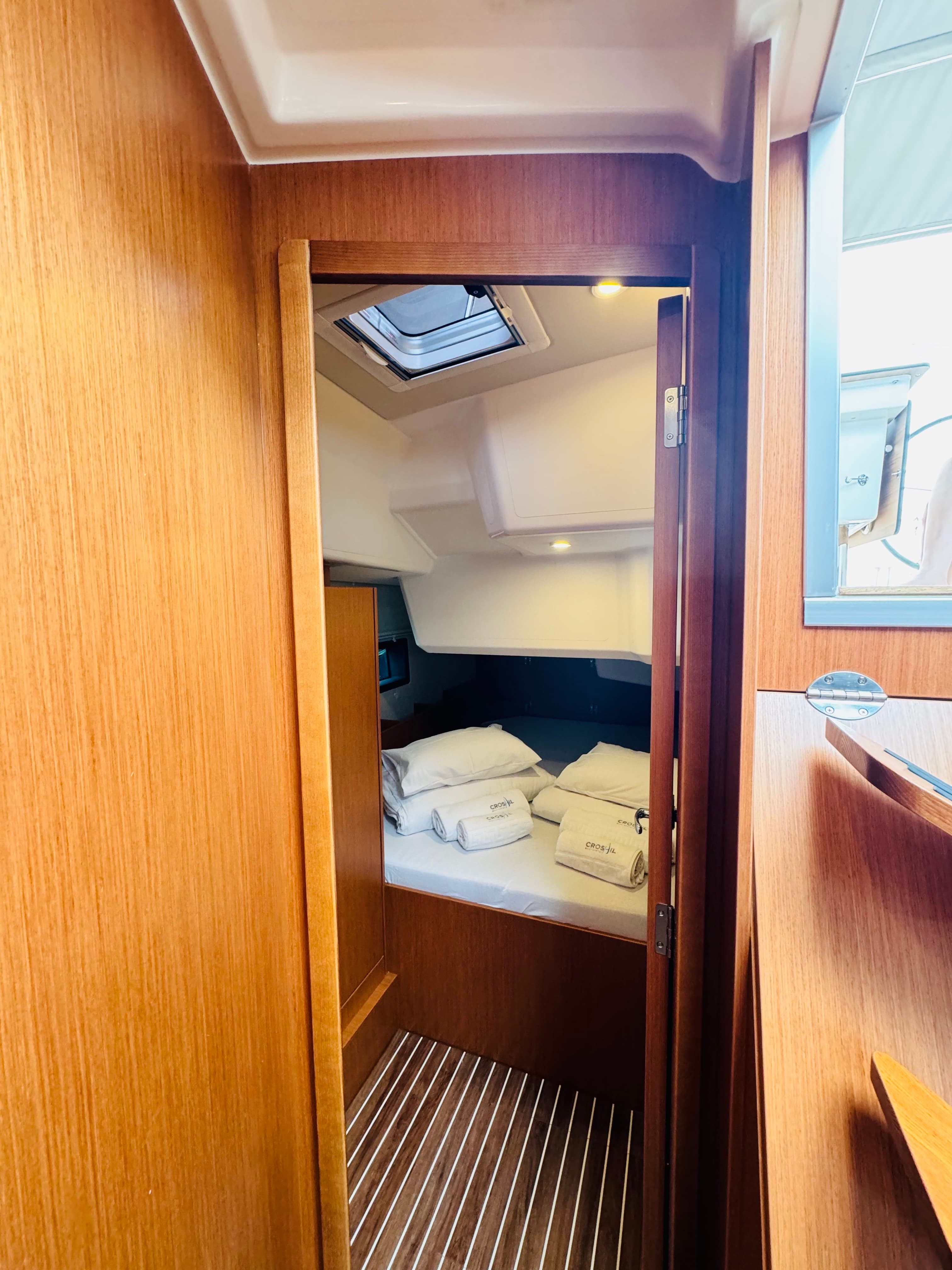 Bavaria C38 - photo 22