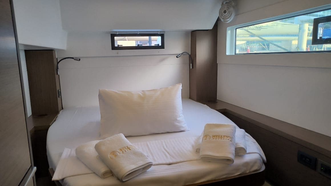 Lagoon 46  - photo 4