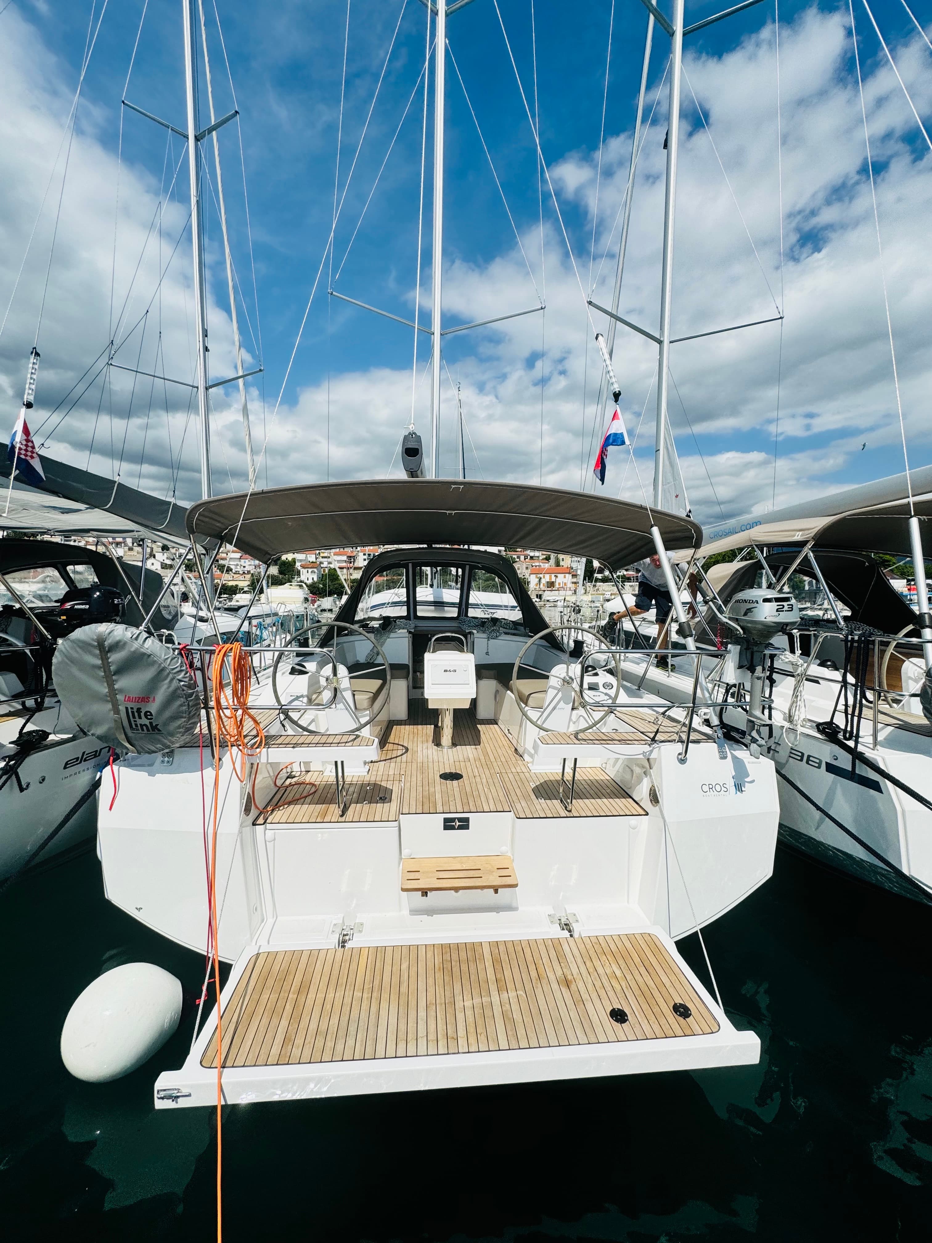 Bavaria C38 - photo 17