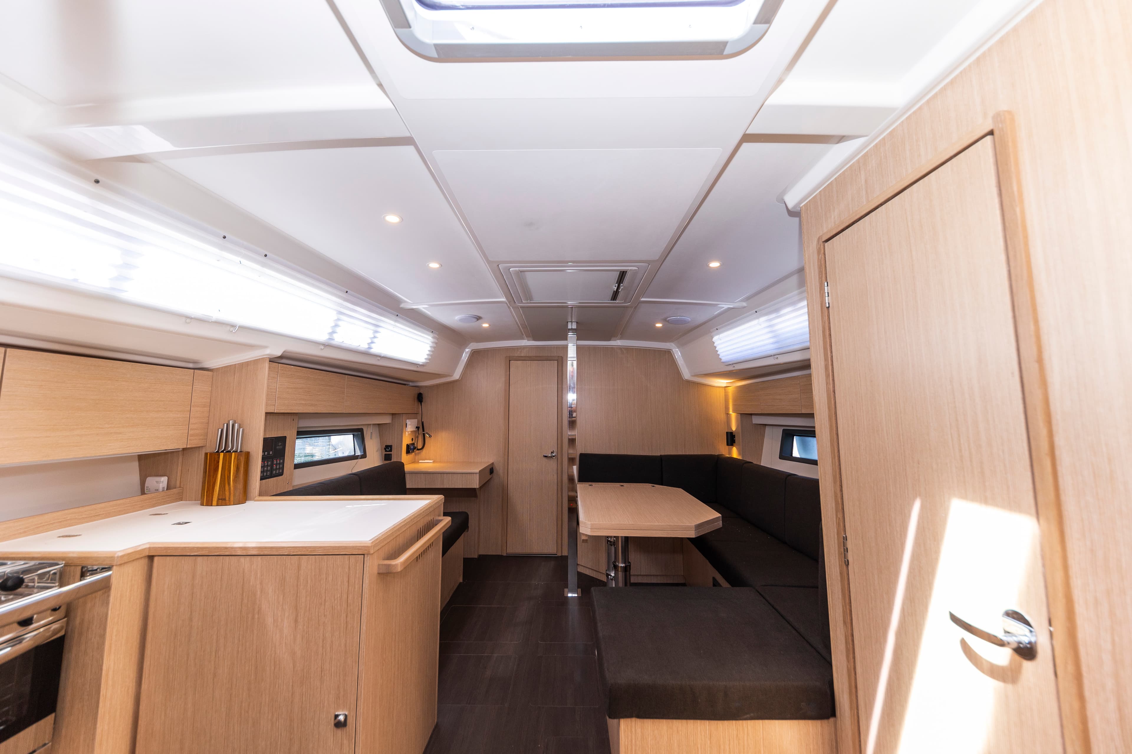 Bavaria C42 - photo 22