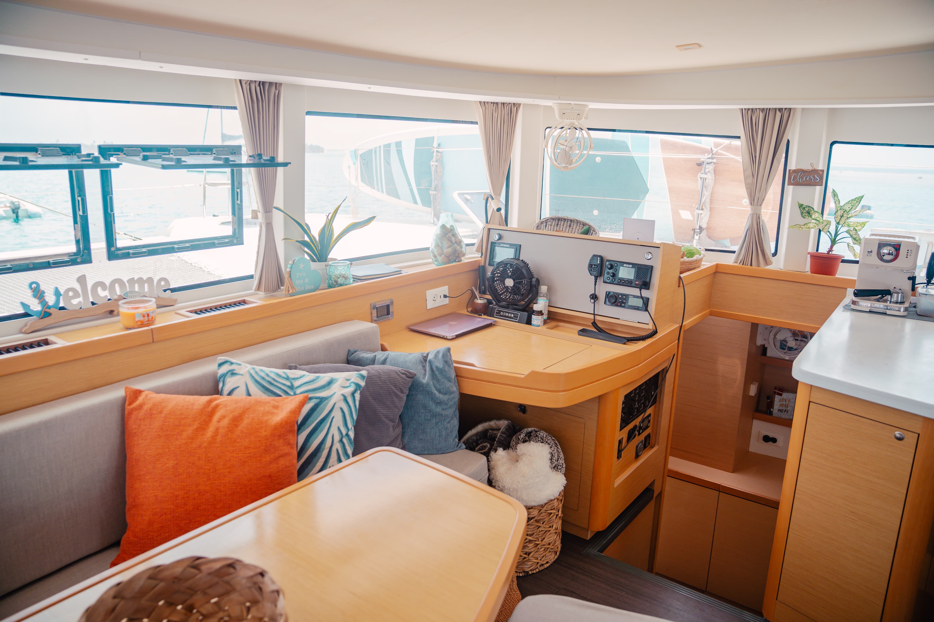 Lagoon 42 - photo 17