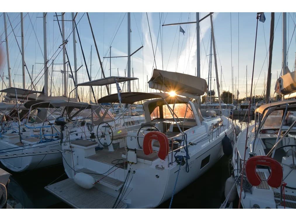 Oceanis 51.1 - photo