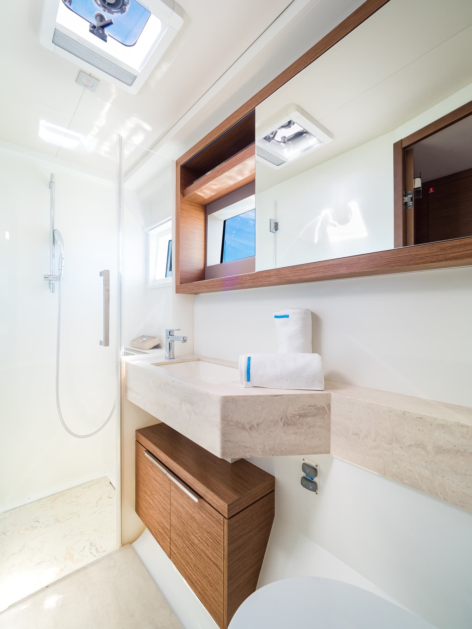 Lagoon 50 - photo 19