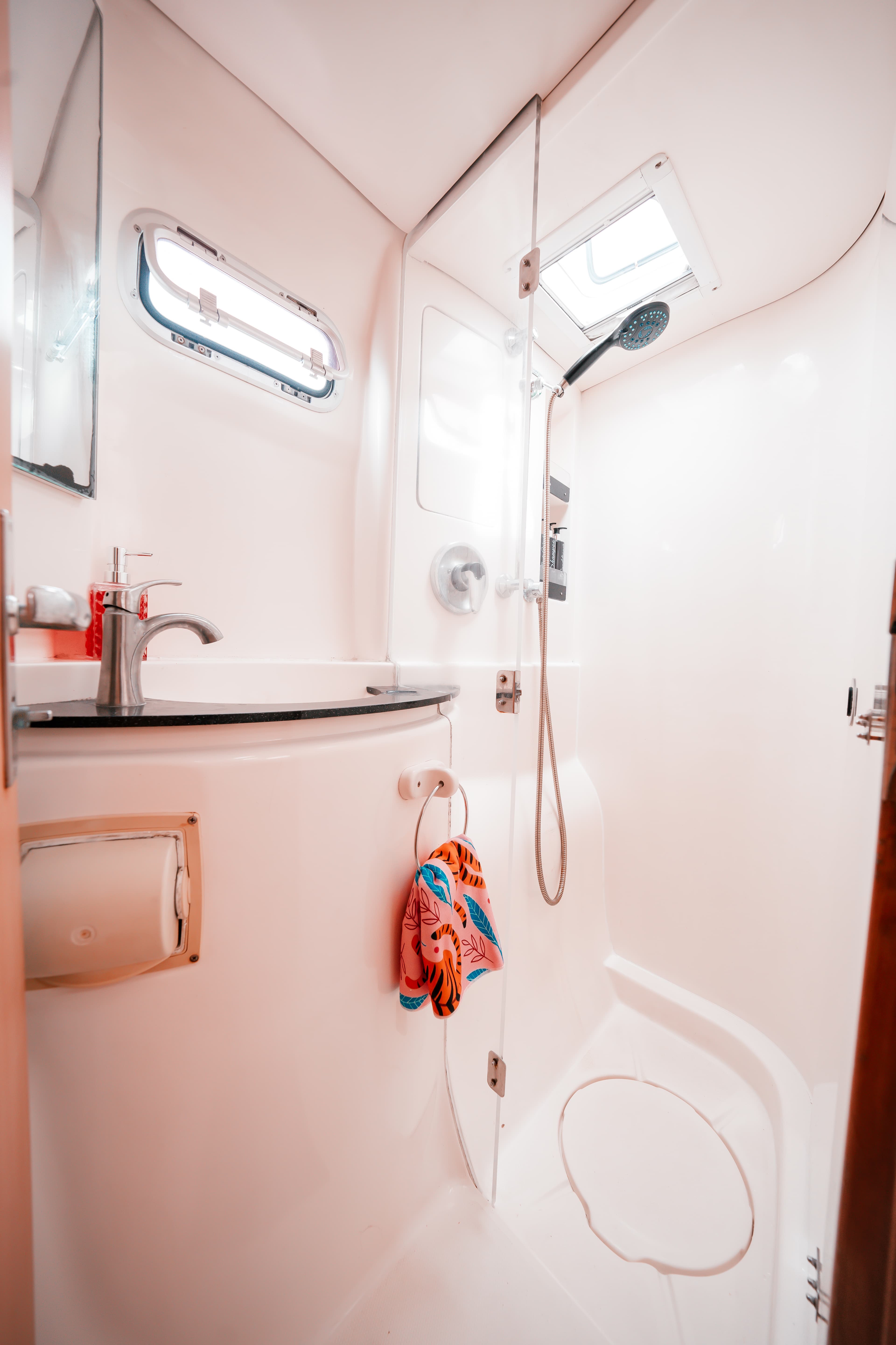 Leopard 40 - photo 37