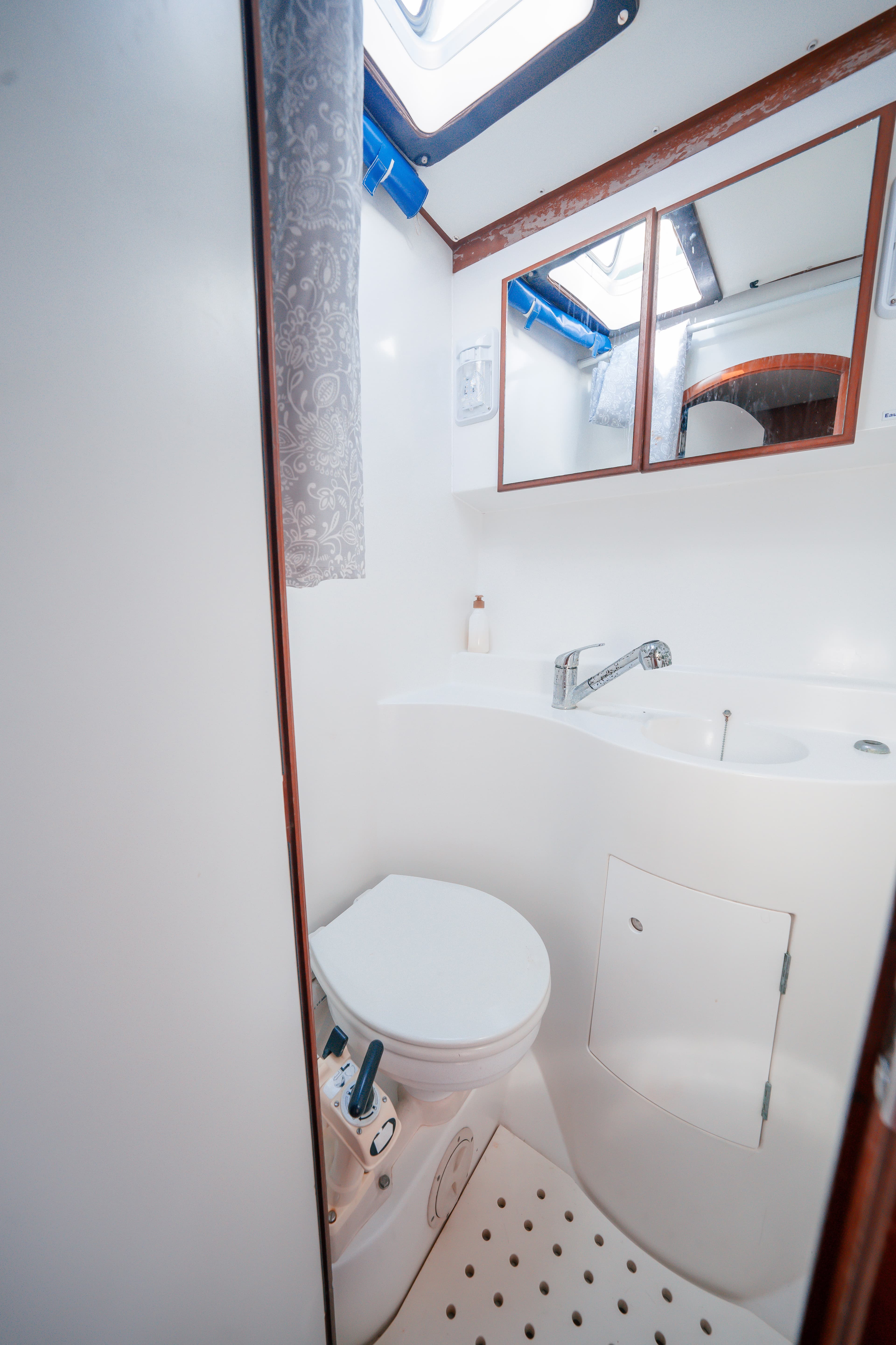 Lagoon 570 - photo 21